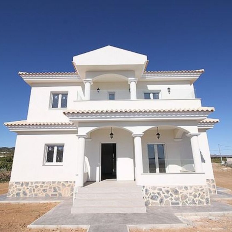 Villa in Pinoso (Alicante)