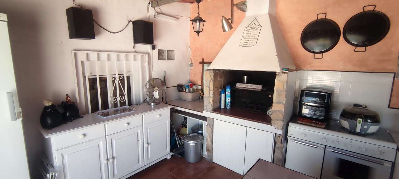 28011-villa-for-sale-in-sax-1637267-large