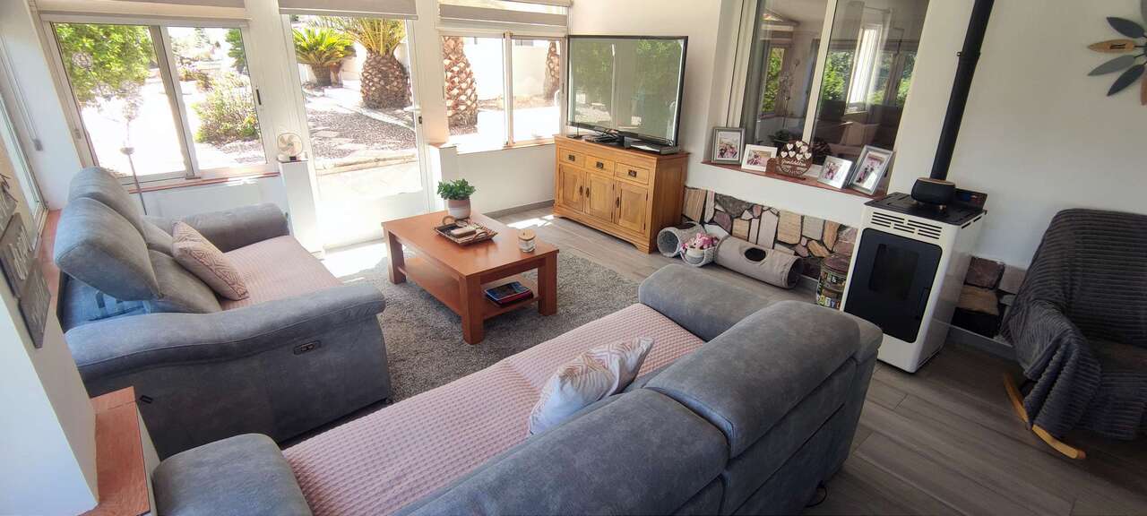 28011-villa-for-sale-in-sax-1637275-large