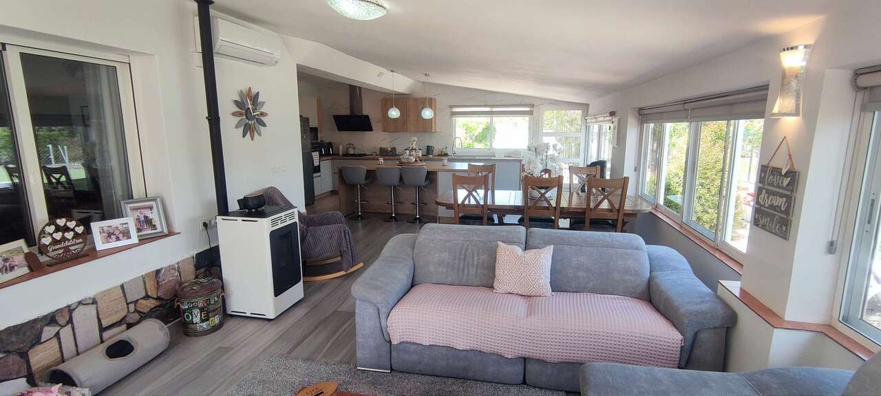 28011-villa-for-sale-in-sax-1637277-large