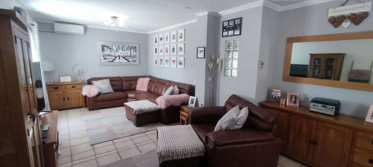 28011-villa-for-sale-in-sax-1637279-large