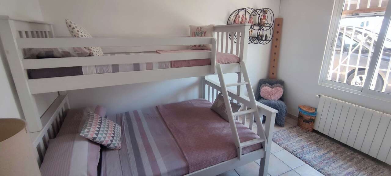 28011-villa-for-sale-in-sax-1637282-large