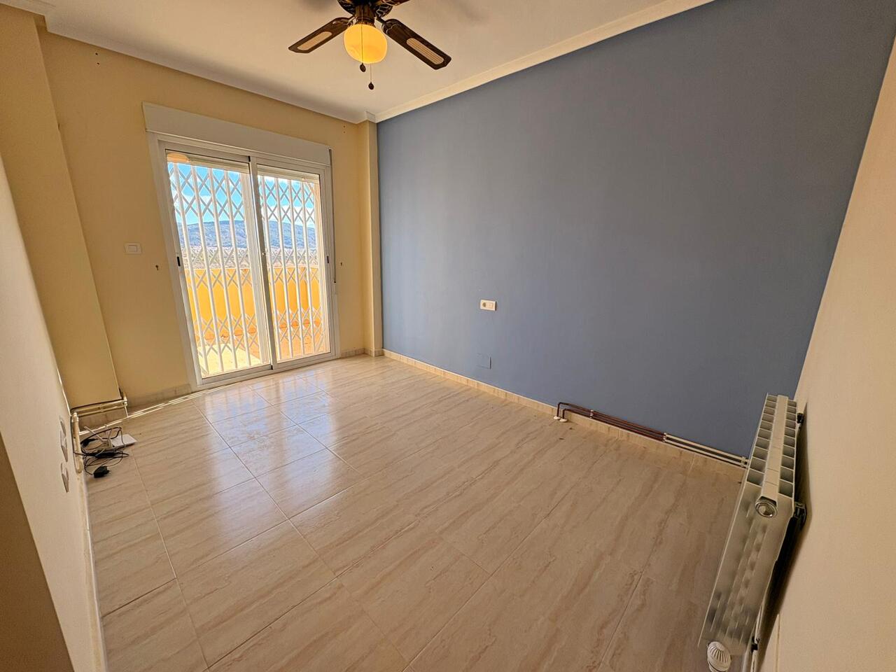 35341-villa-for-sale-in-pinoso-2534759-large