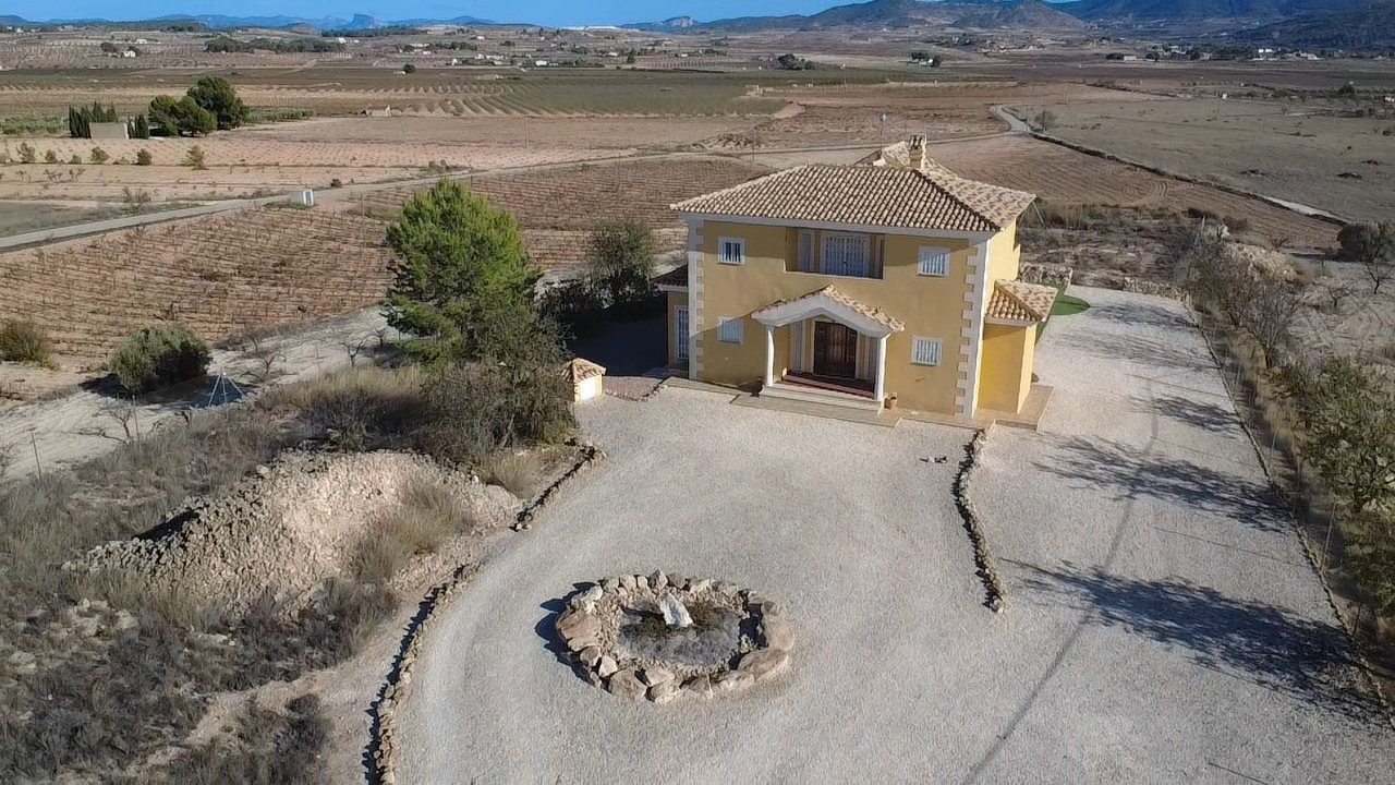 35341-villa-for-sale-in-pinoso-2555111-large