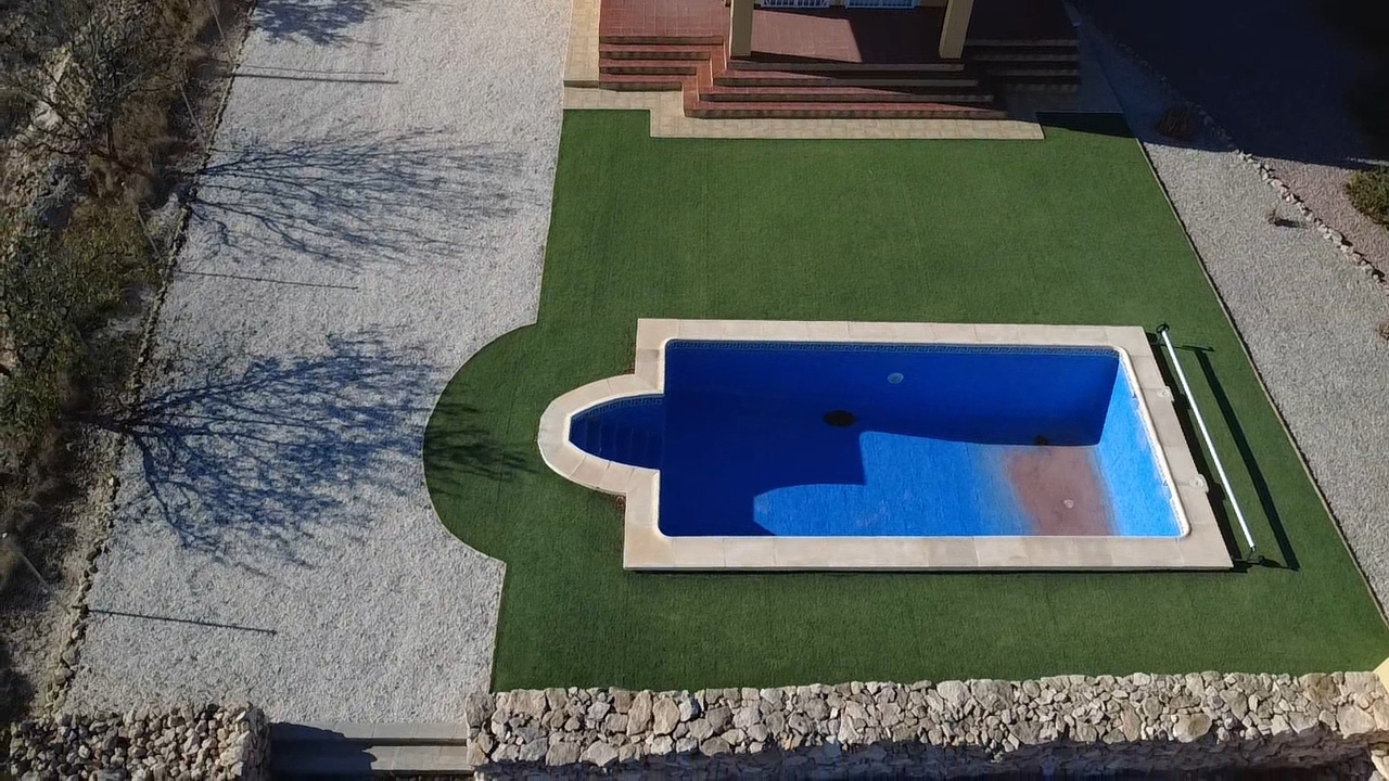 35341-villa-for-sale-in-pinoso-2555116-large