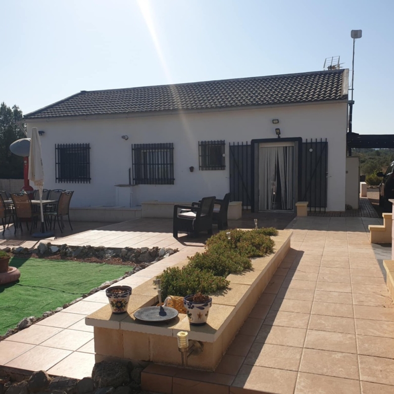 Landhaus in Sax (Alicante)