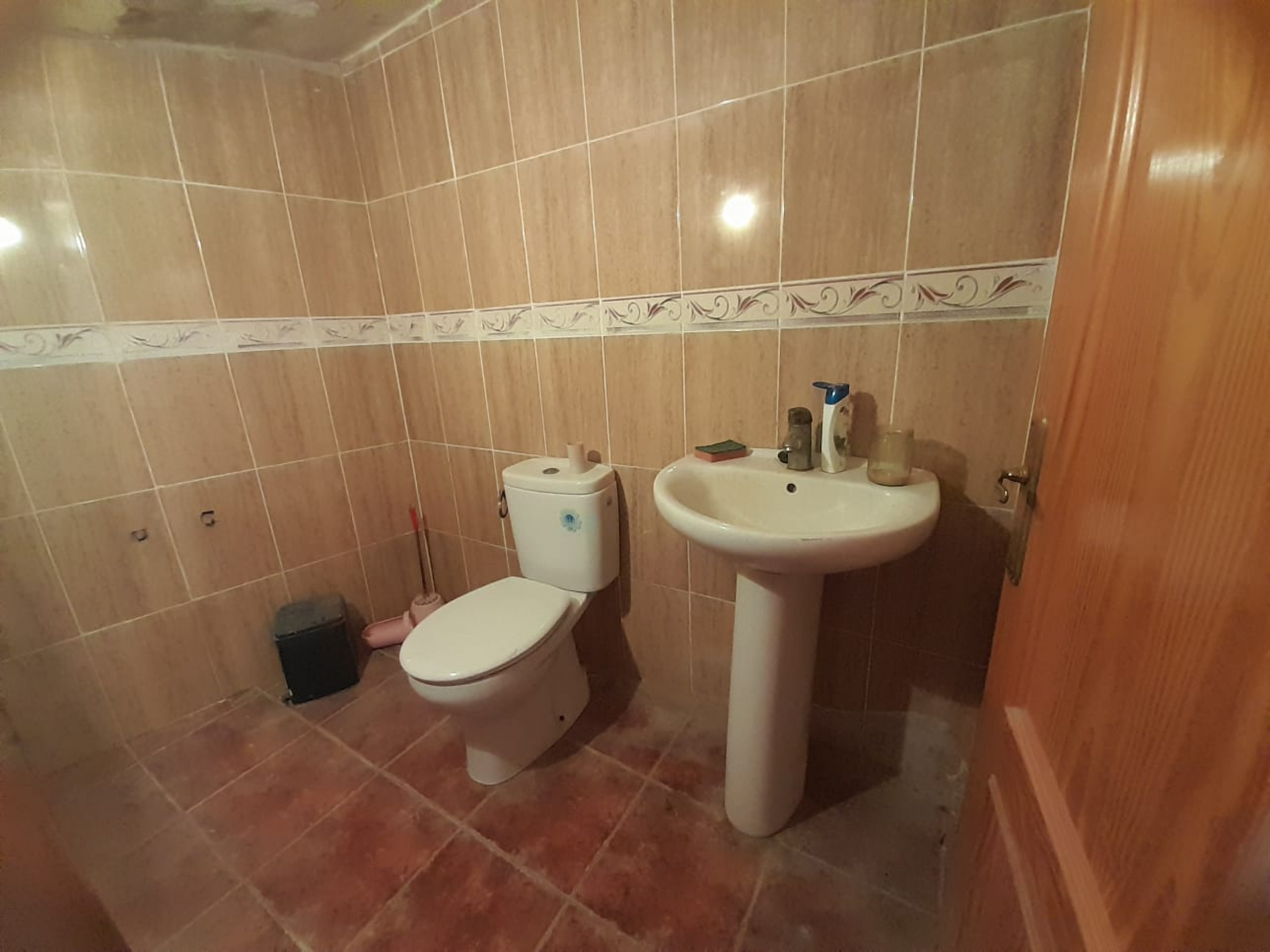 property_attachment_16o2oildza_20241202020718