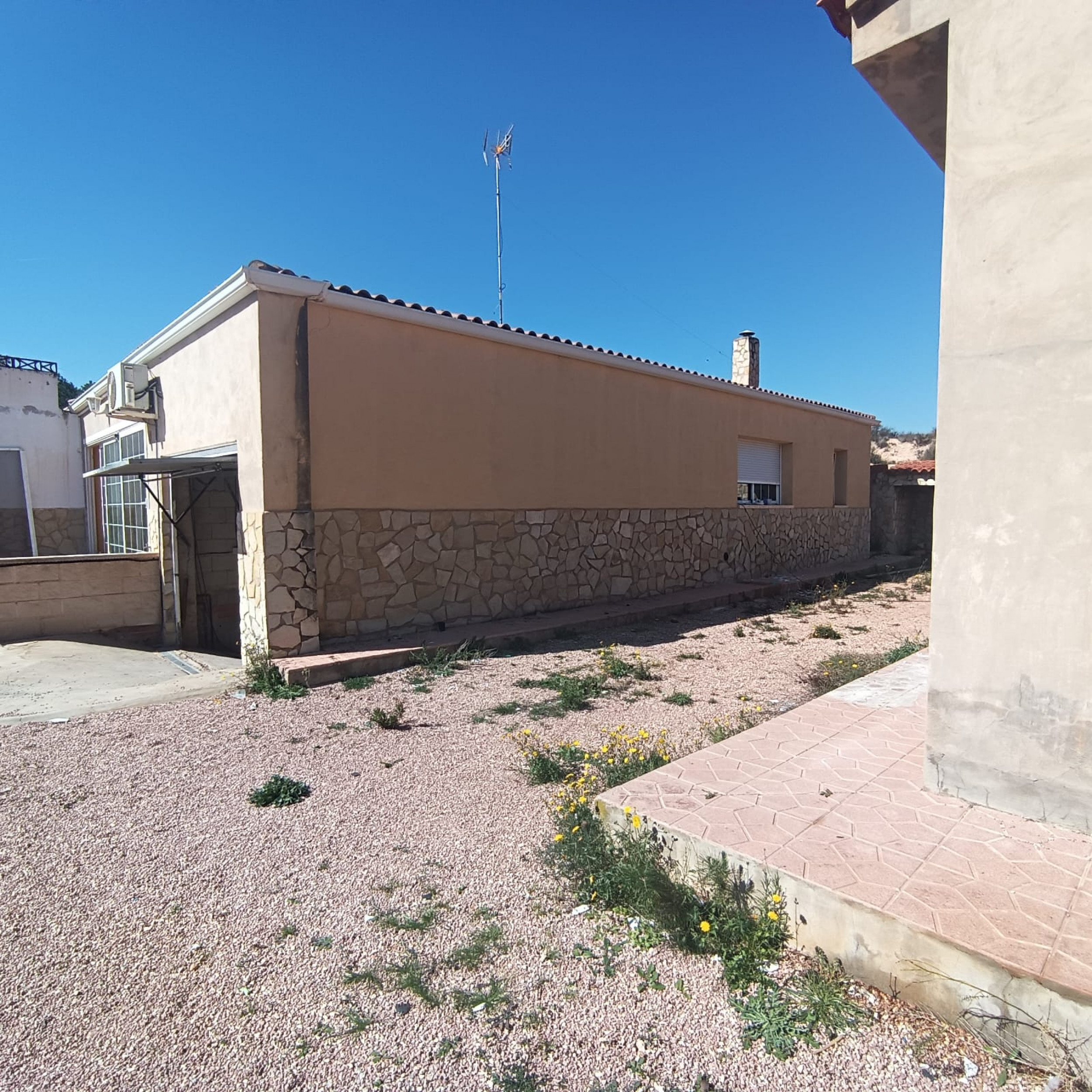 property_attachment_1b7xe4hw8g_20260228120208