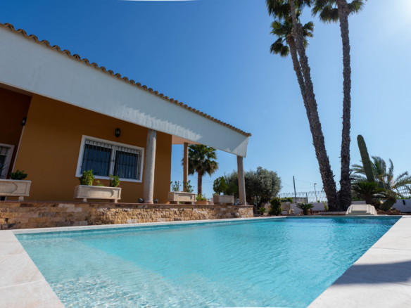 Villa in Orihuela (Alicante)