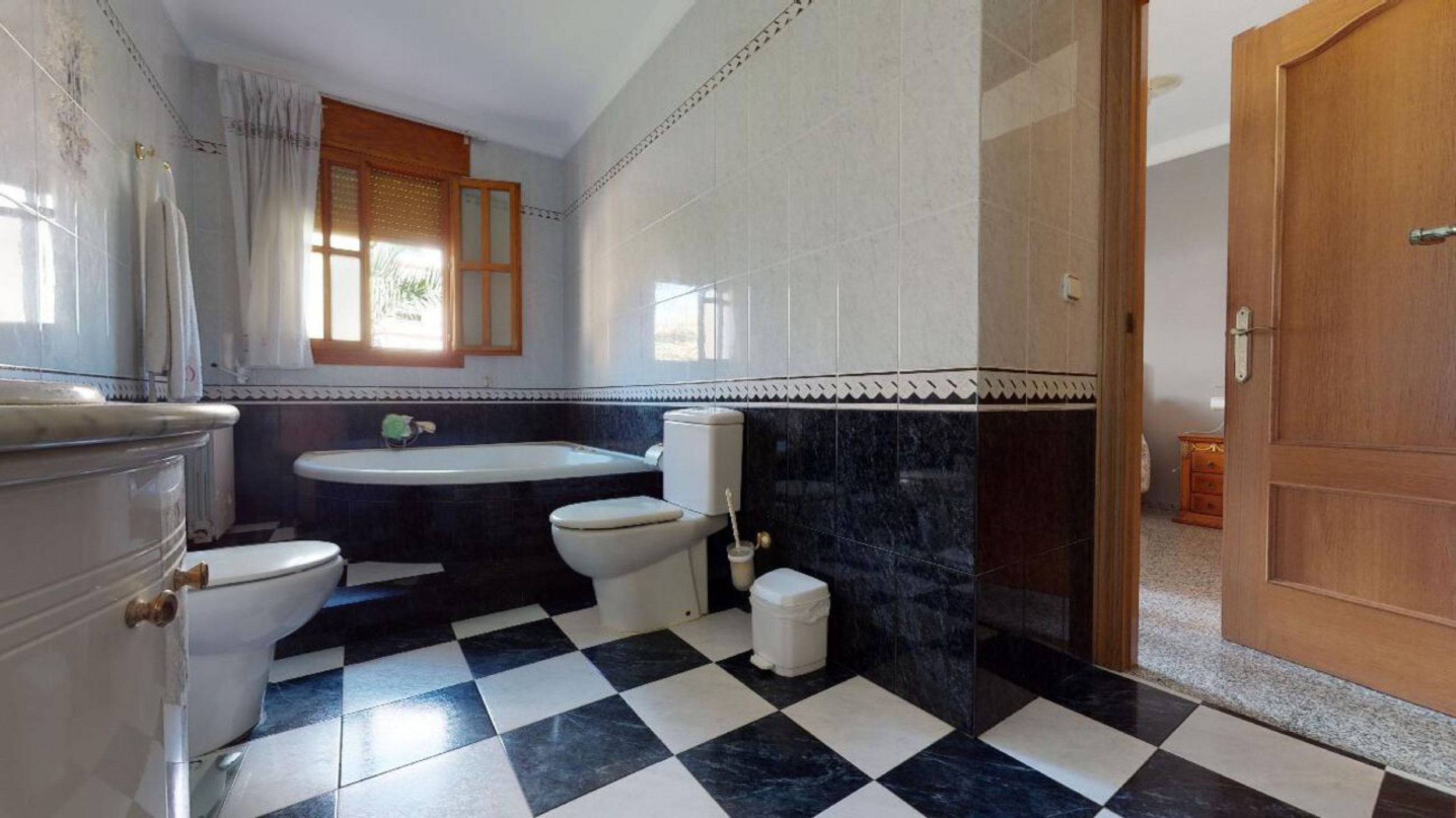 property_attachment_1y4axrpqoa_20240402081729