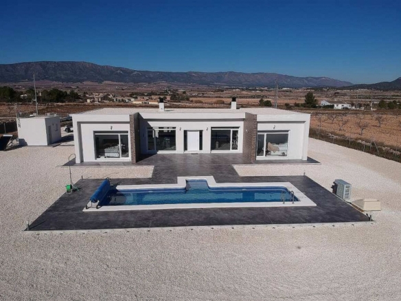 Villa in Pinoso (Alicante)