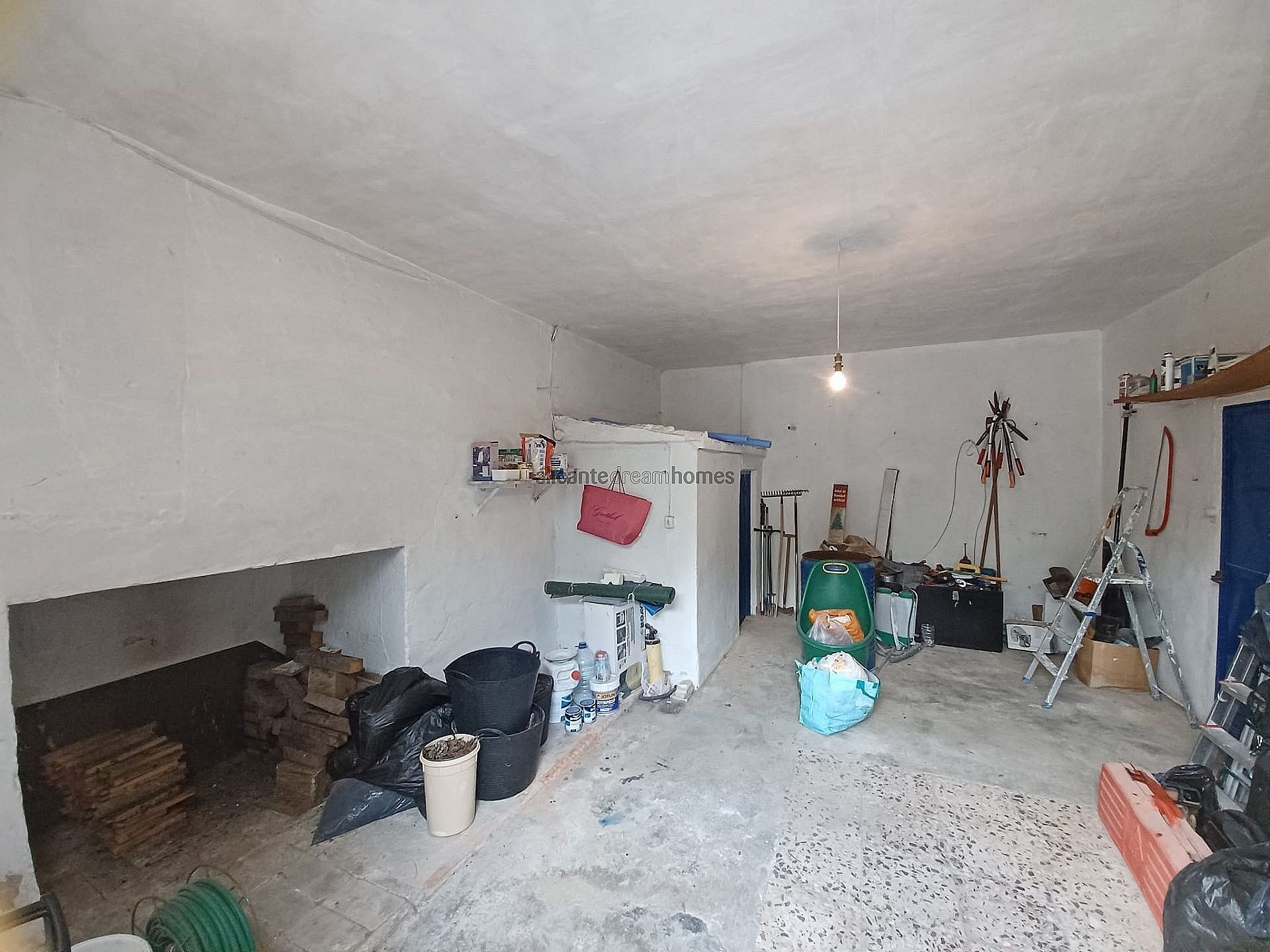 w_0y47yvhqfo3twwxvyz3z