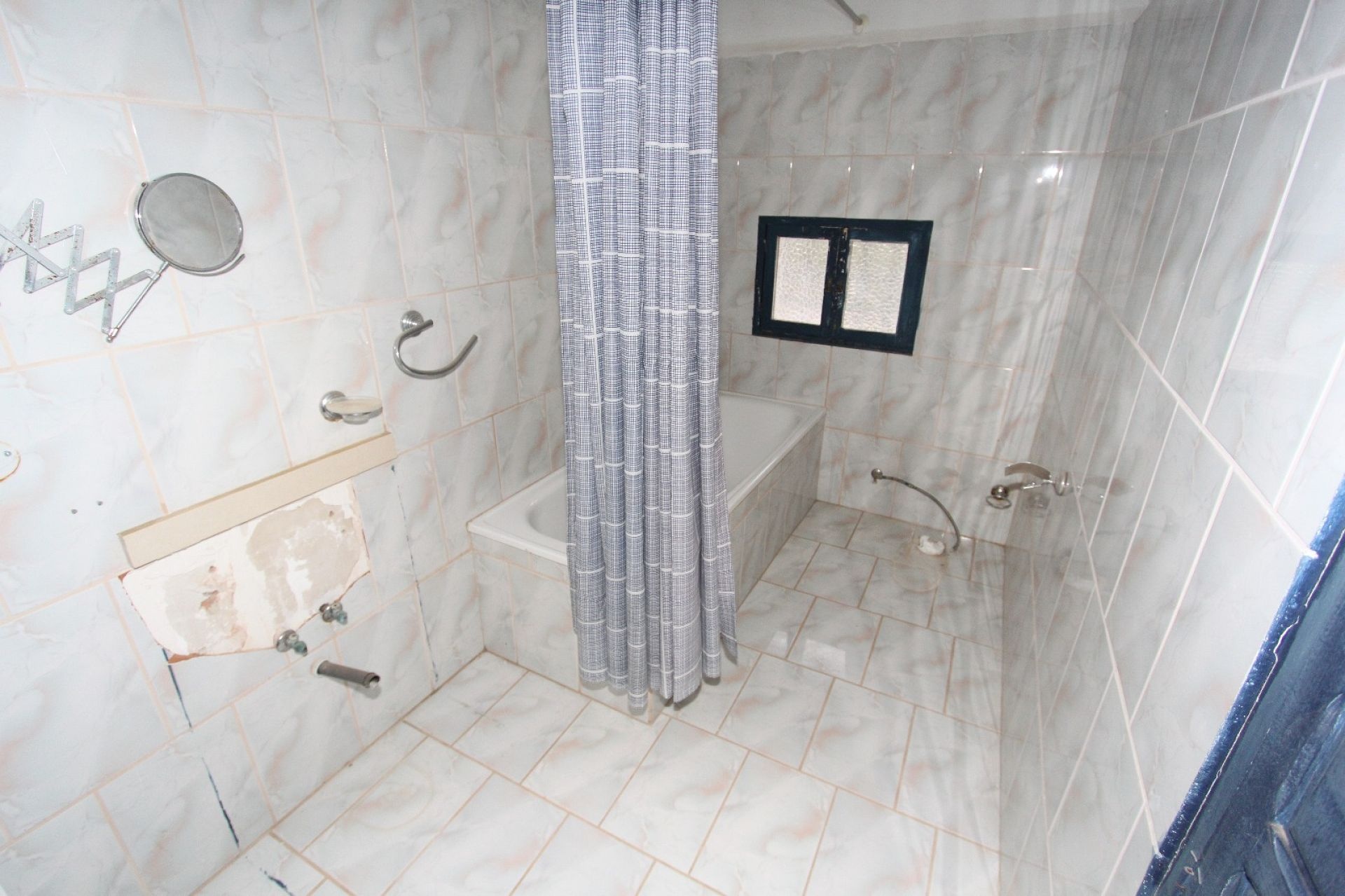 w_24e1fcaeb8c347b1a2d6b8d73507e5be