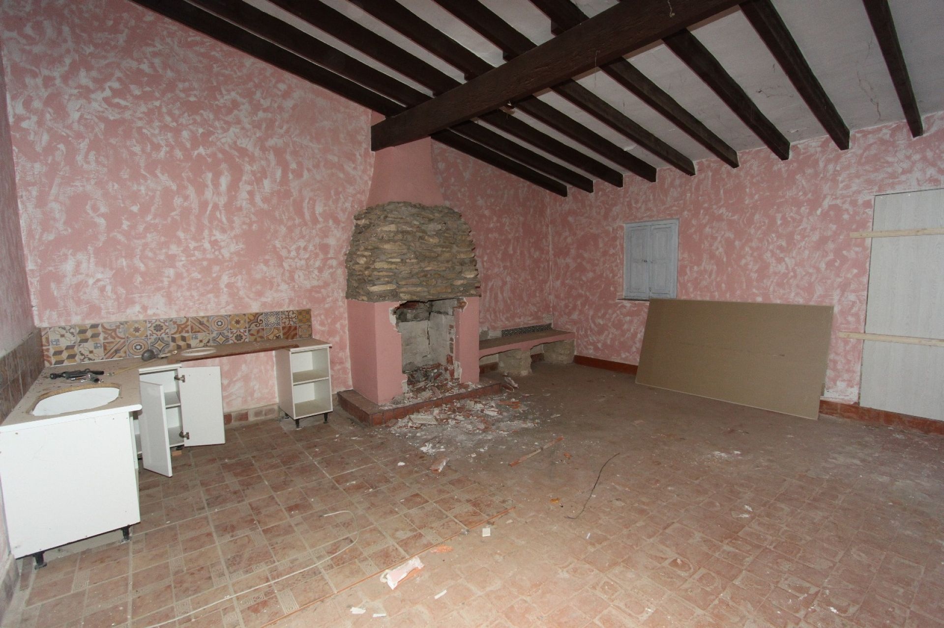 w_4169bd2bfa994732951793ce09f50b8e