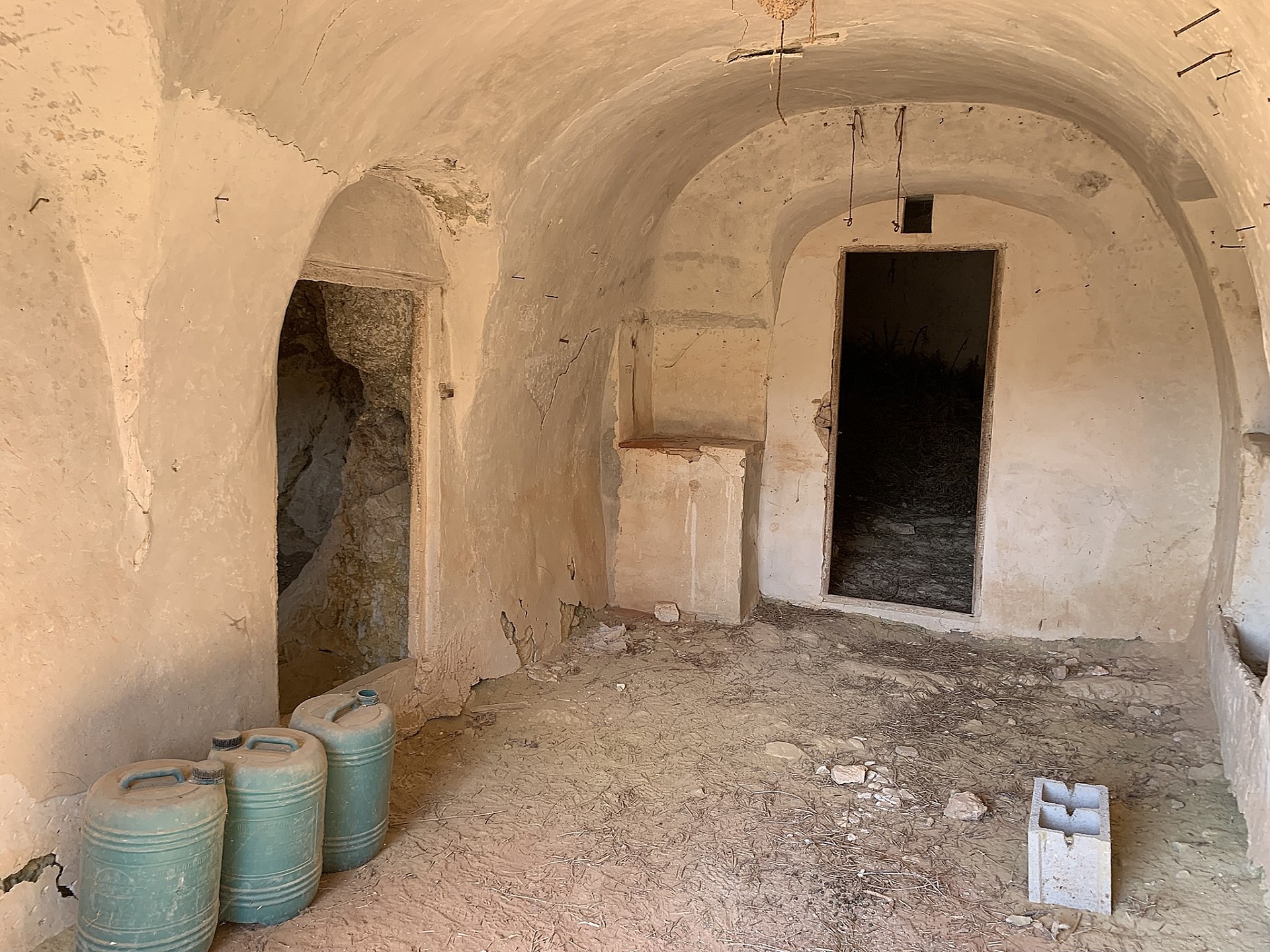 w_4hz6aa8k8ir337byibri