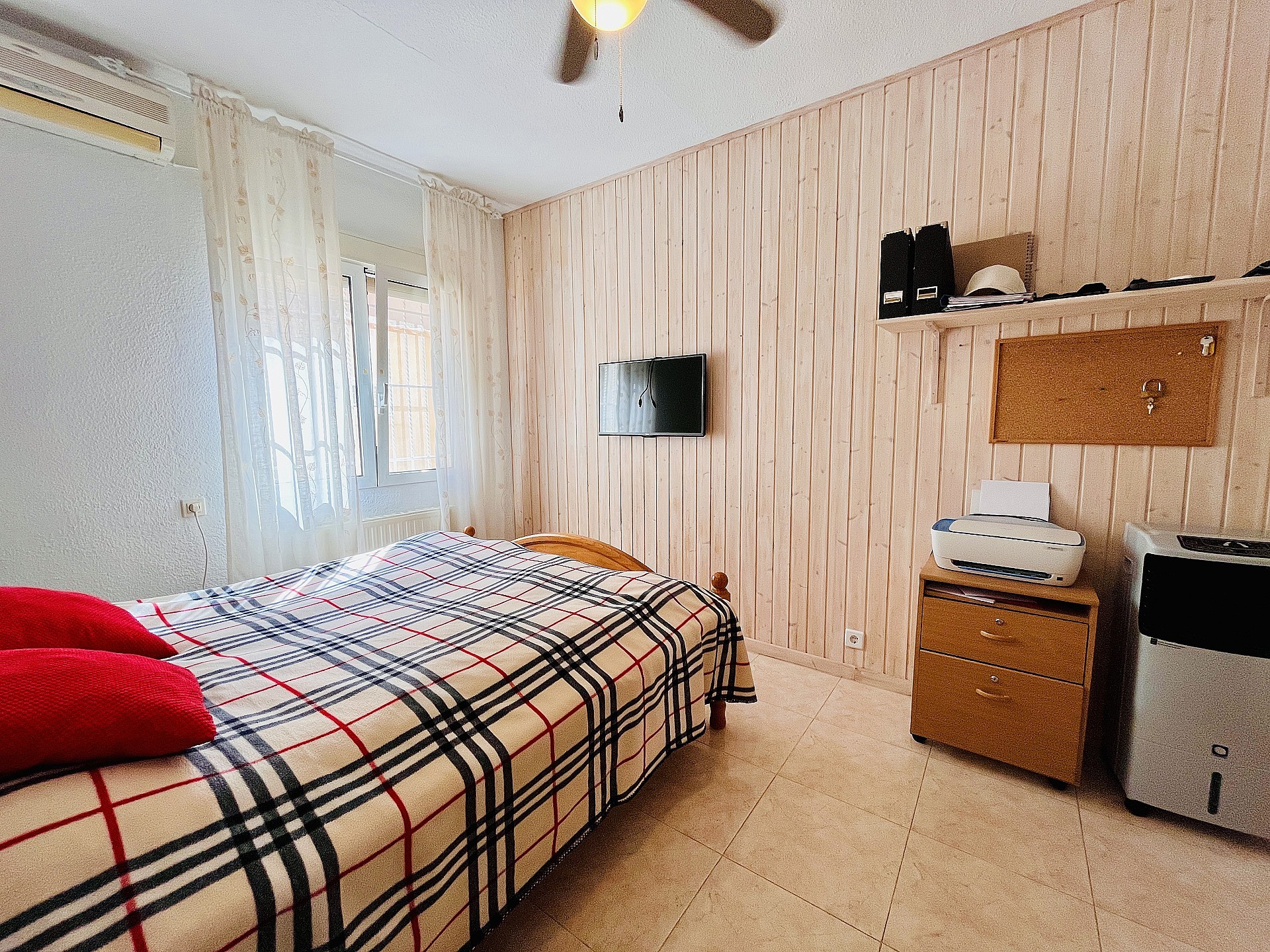 w_4izkdzbh8bunkw6p6iwr