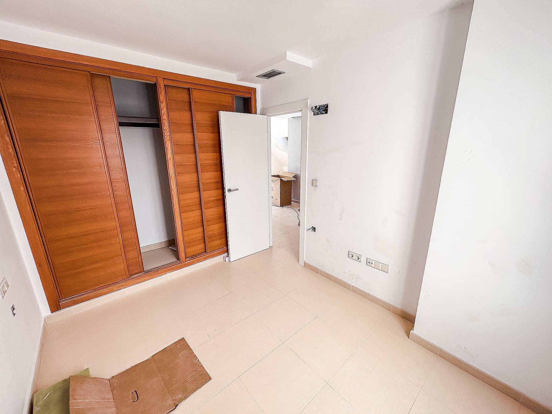 w_4yxxaamcikrx2s8guok2