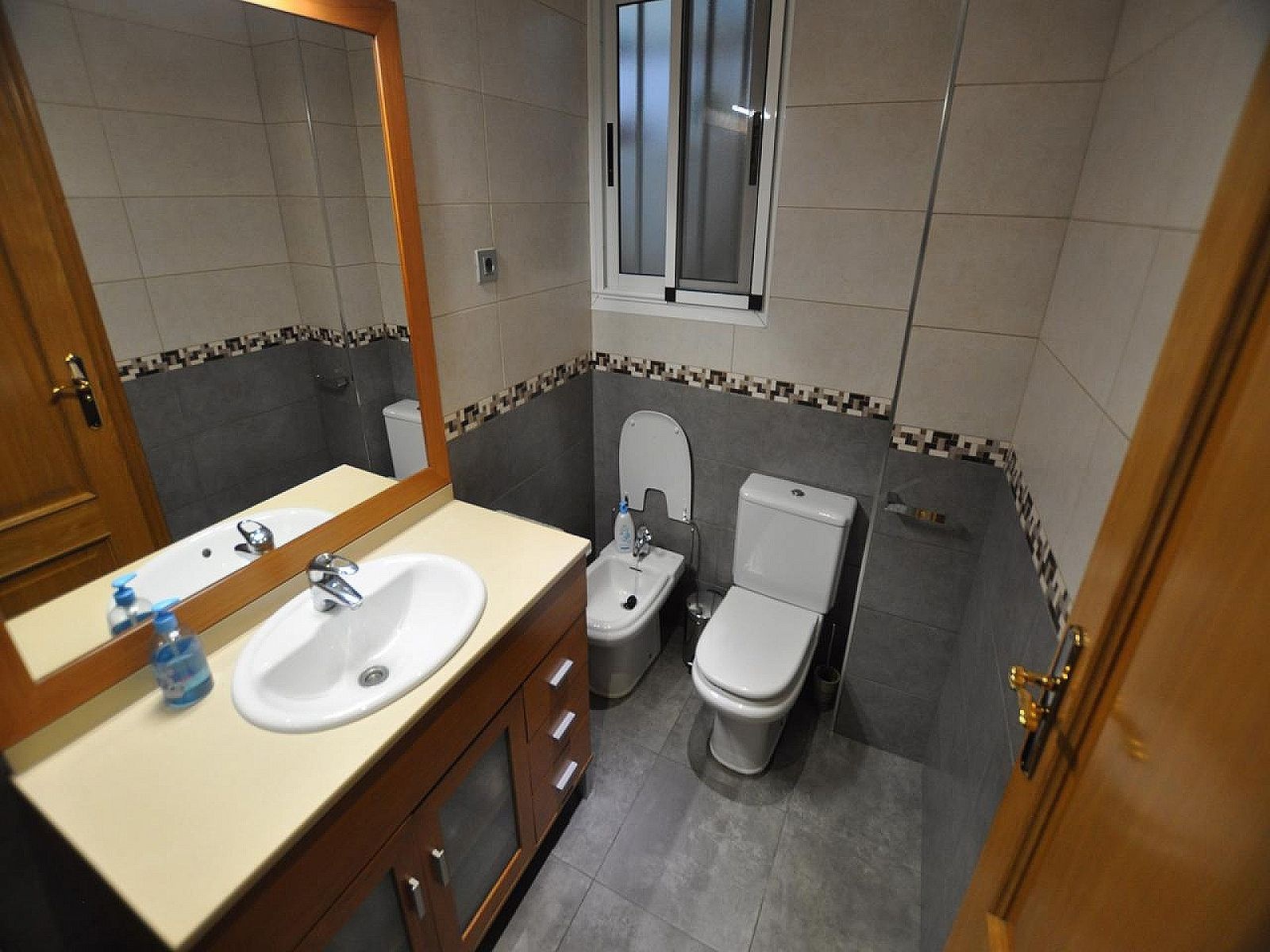 w_57ekiwaejo570haei20q