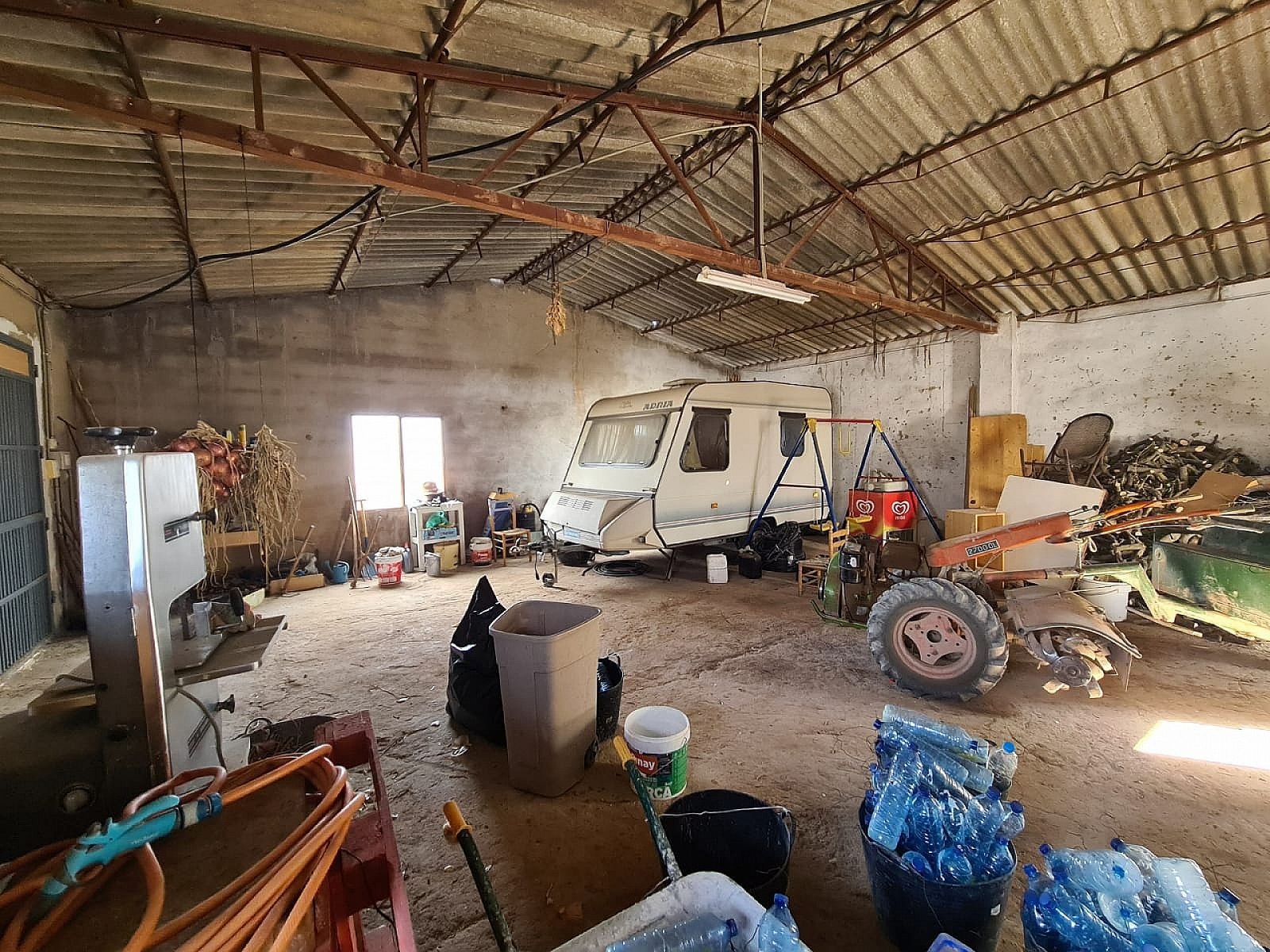 w_6cubdz2qc2qz458hjq8q