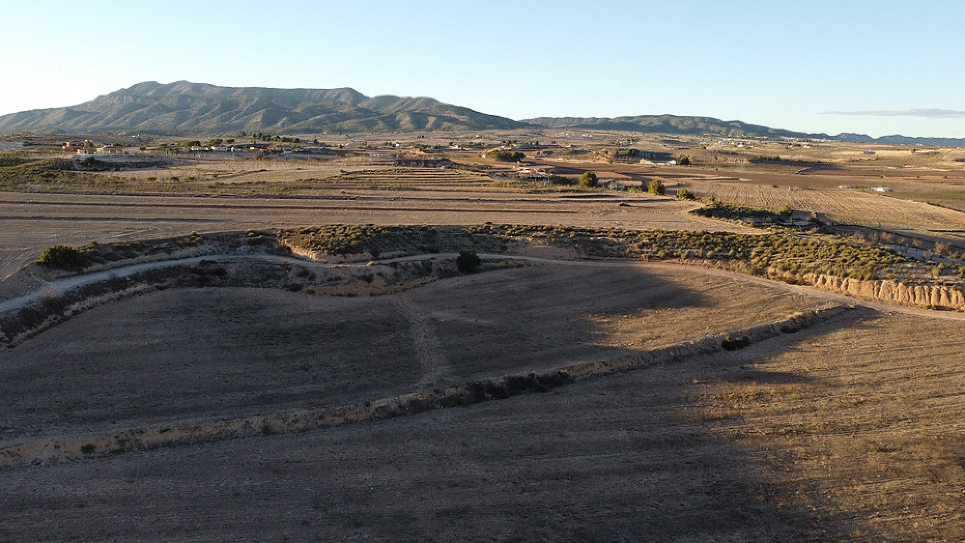 w_7m0i4uubqbvu5oi8r6so