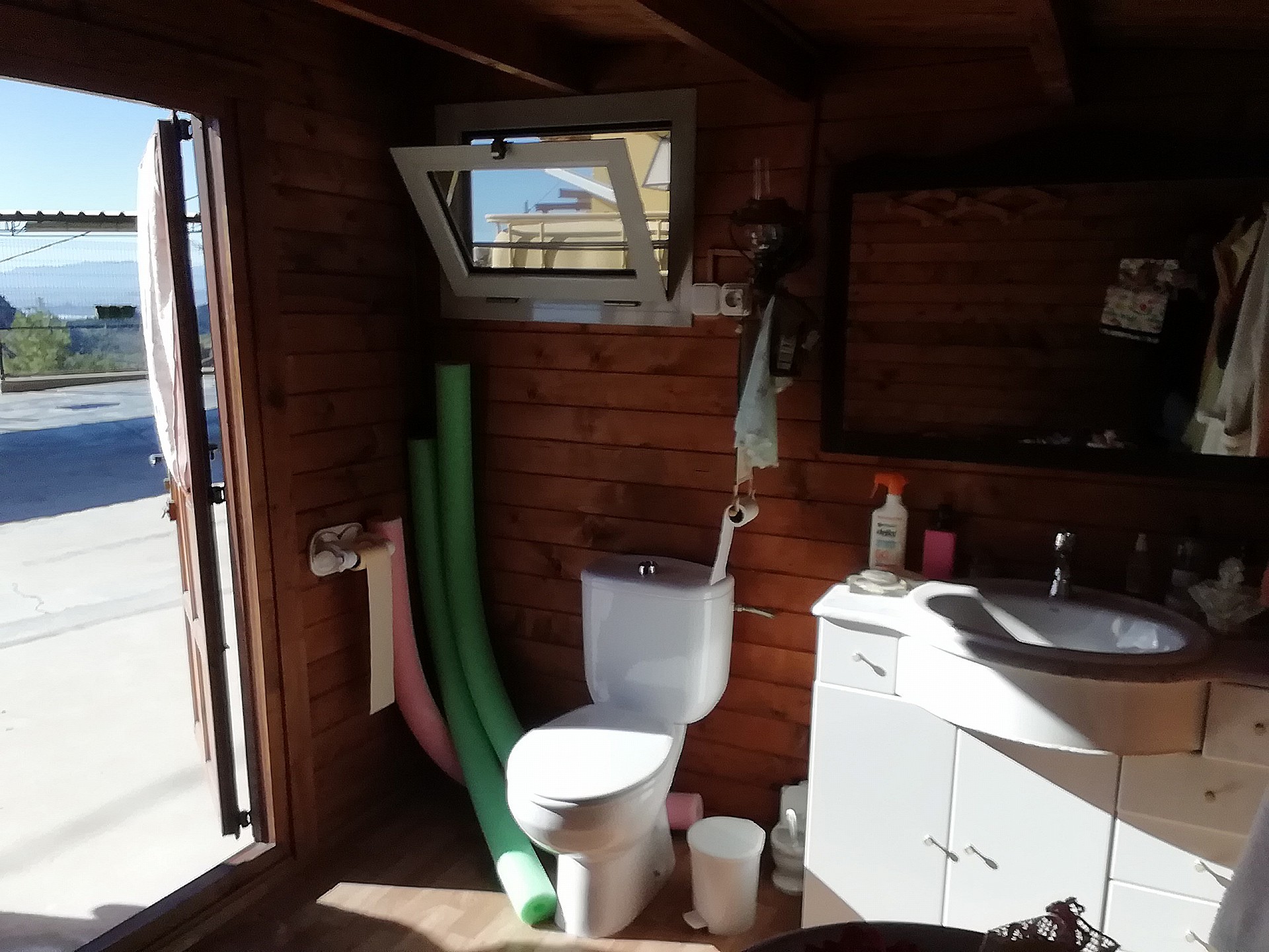 w_8ts2e85r3zt7bgudmev4