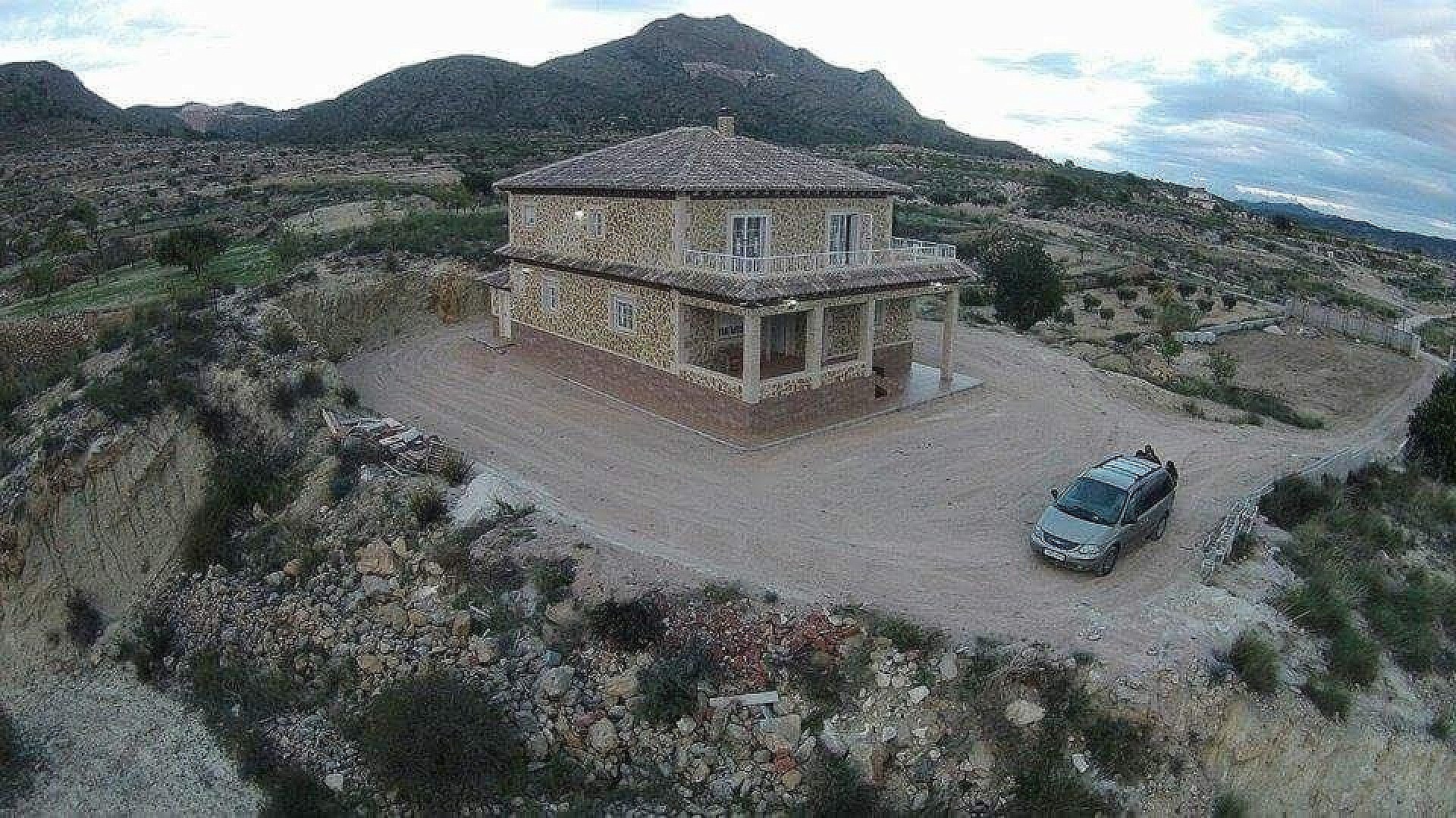 w_8uxv6viip4foddqc7gf2