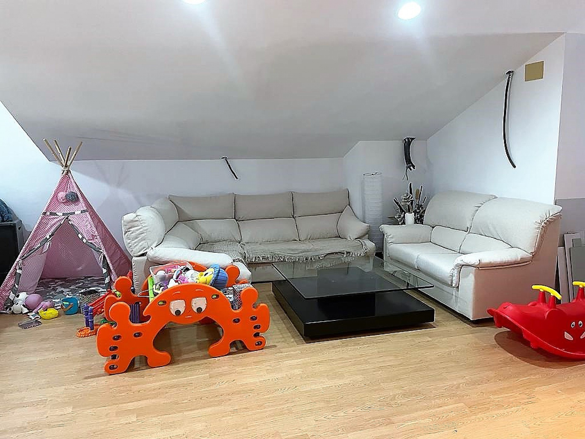 w_abpwjxjtne20zum3ruta