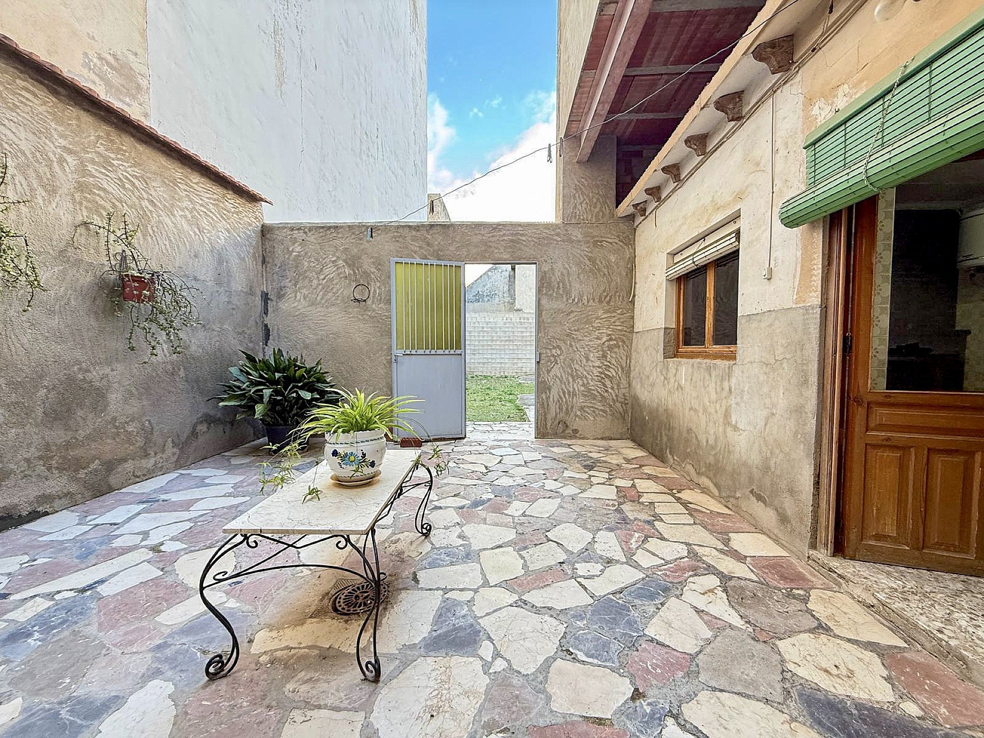 w_bo5mhj6uqznghbsy2zzs