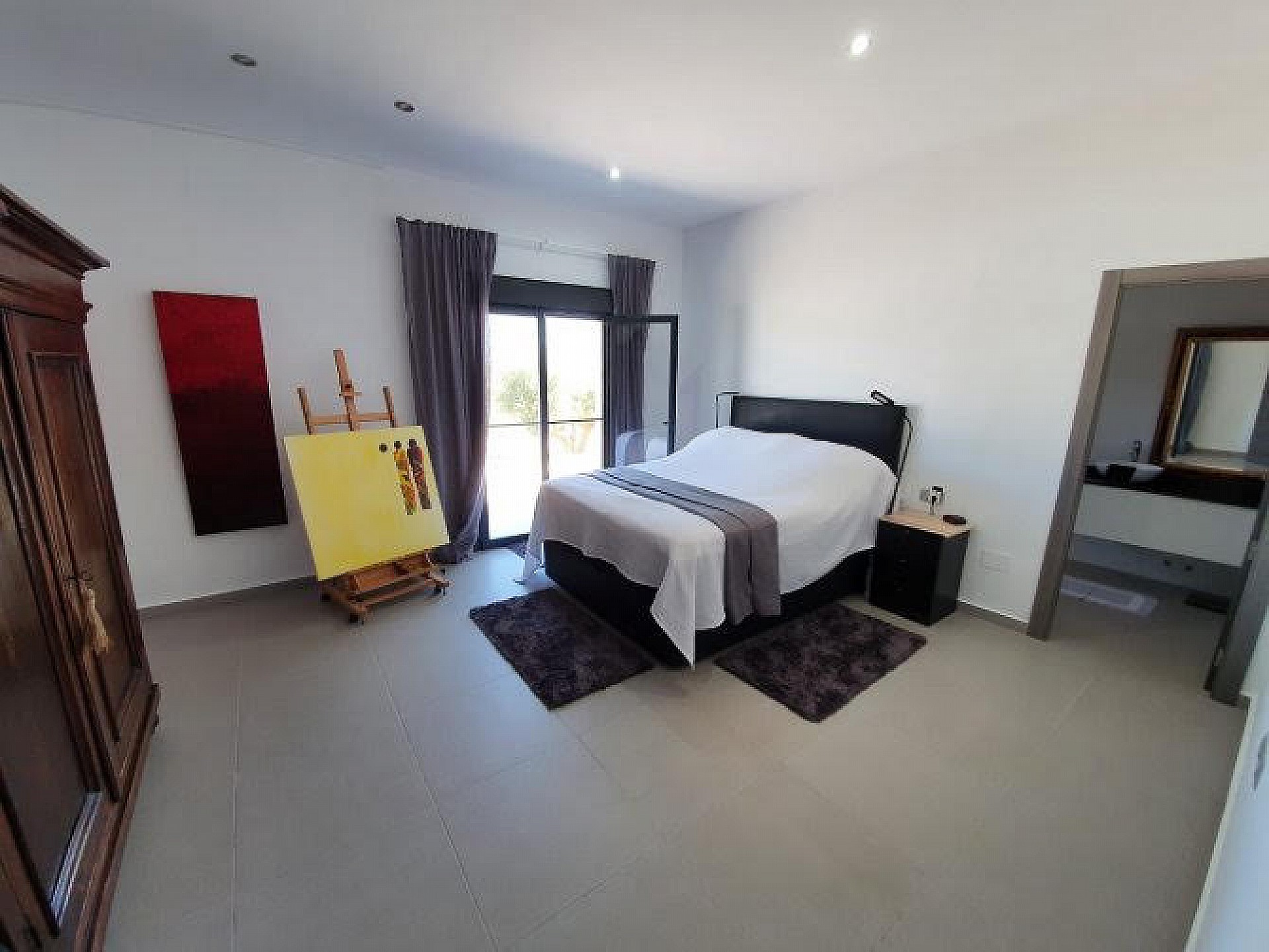 w_bweqrafo7ahjaxfx8jmo