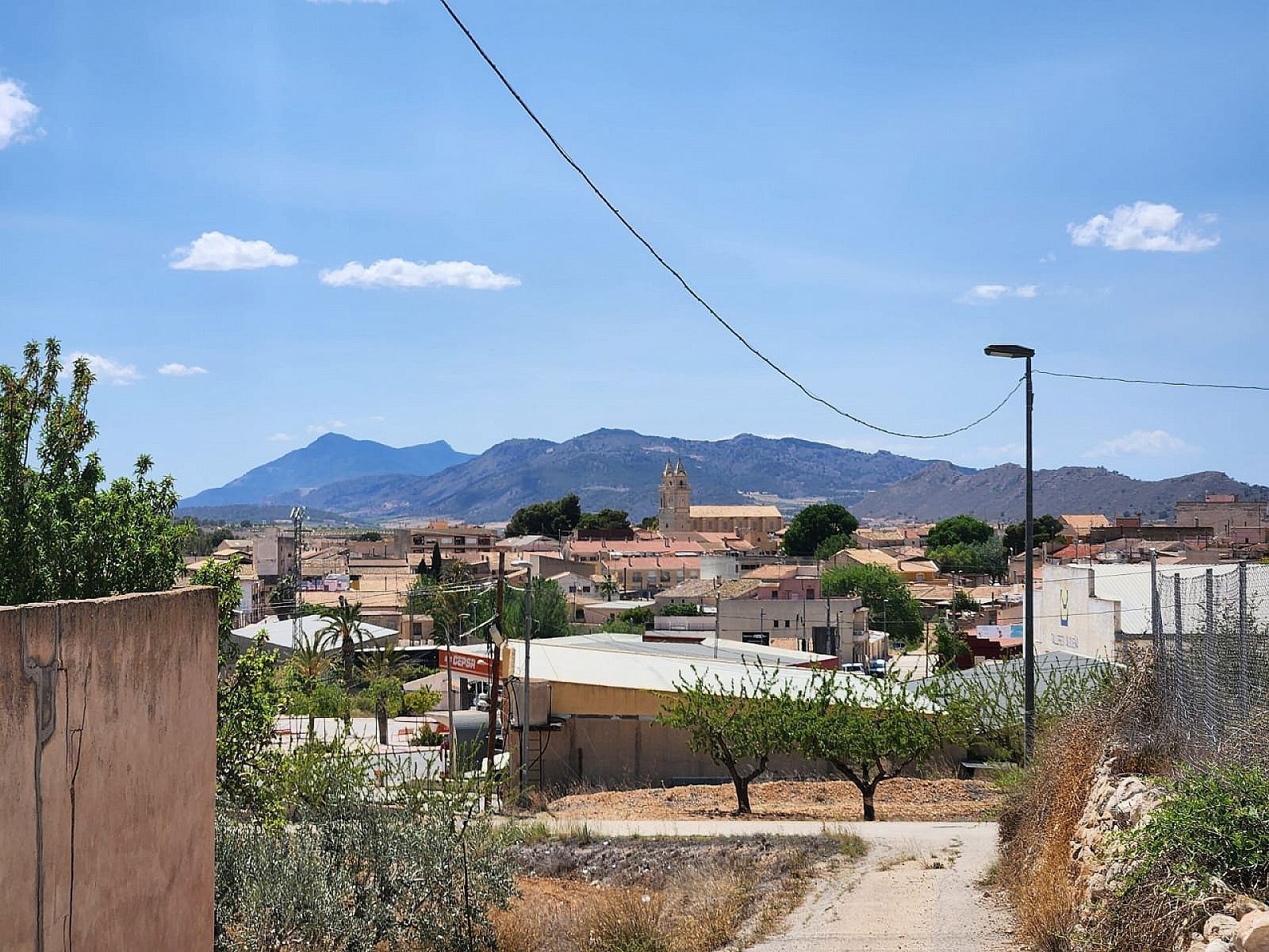 w_cqiu8mwe7ajg8ids7r6n