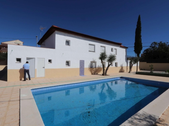 Gewerbeimmobilie in Fortuna (Murcia)