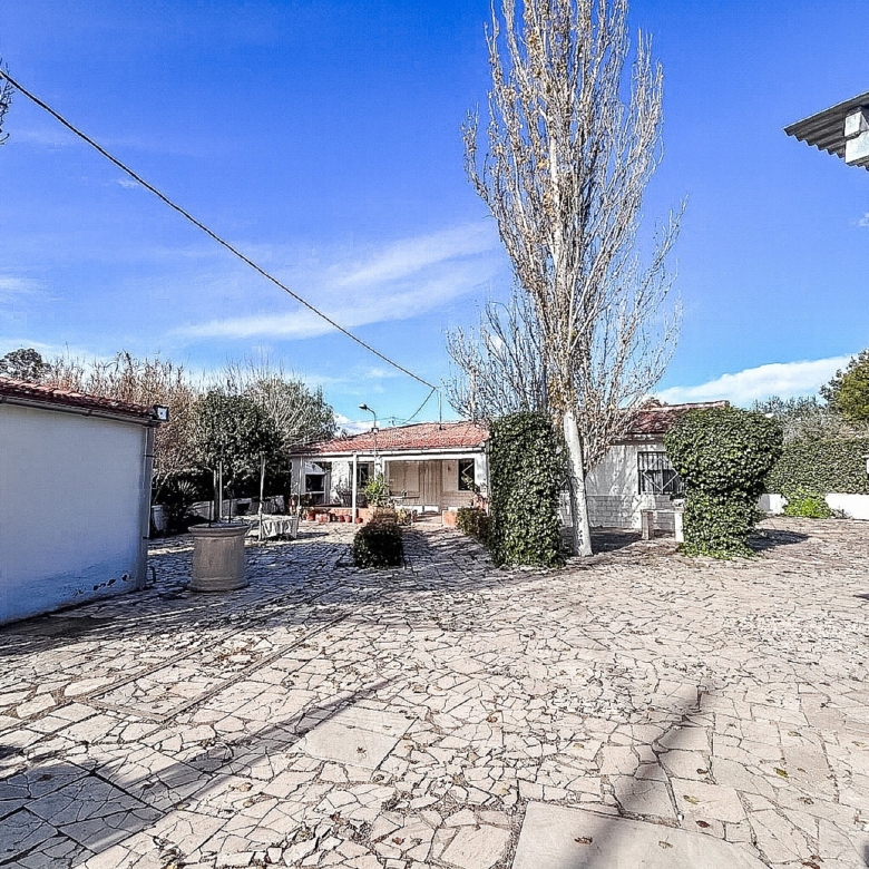 Villa in Sax (Alicante)