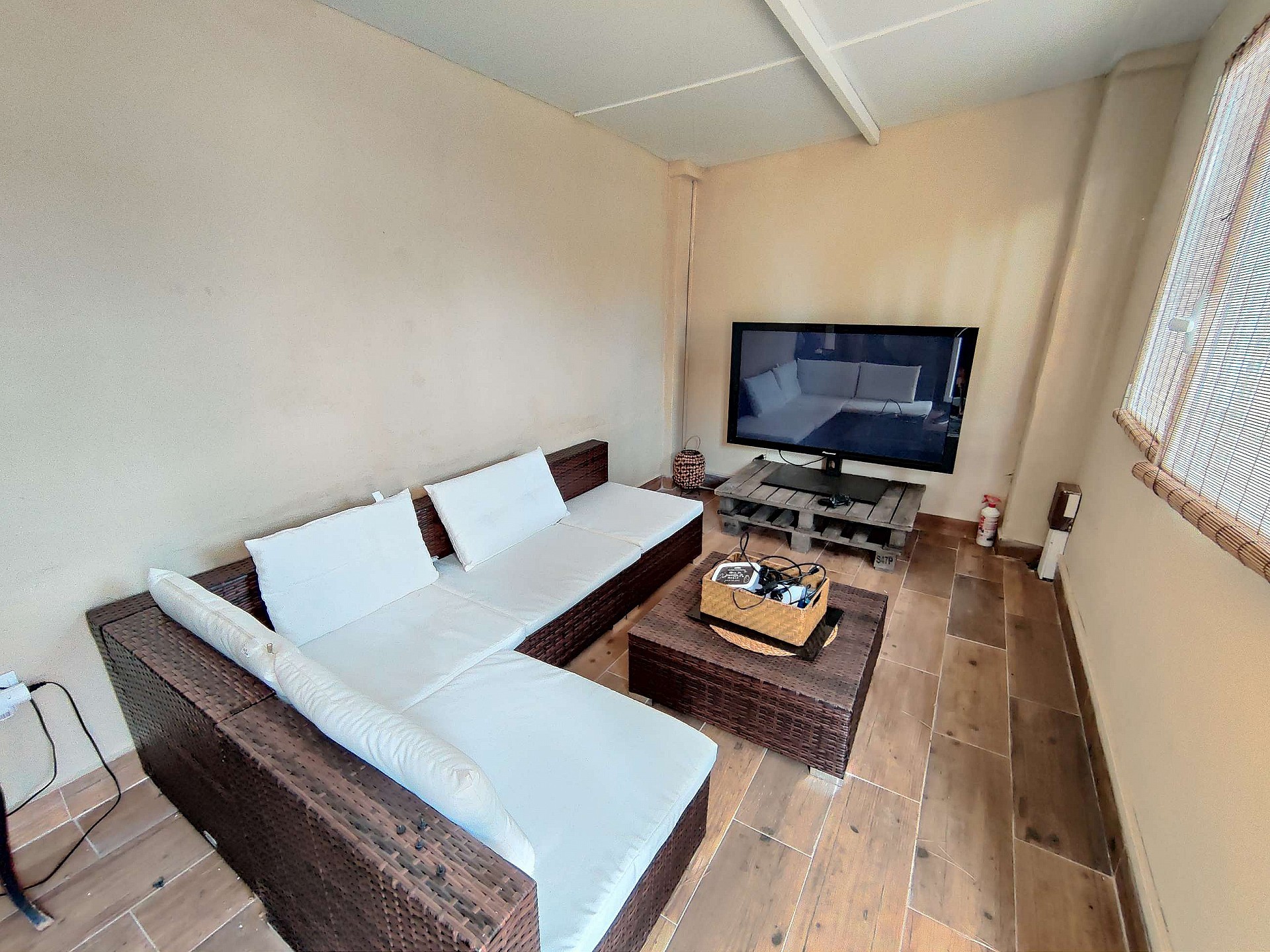 w_dcb4qb5spu7xxhdtd2ui