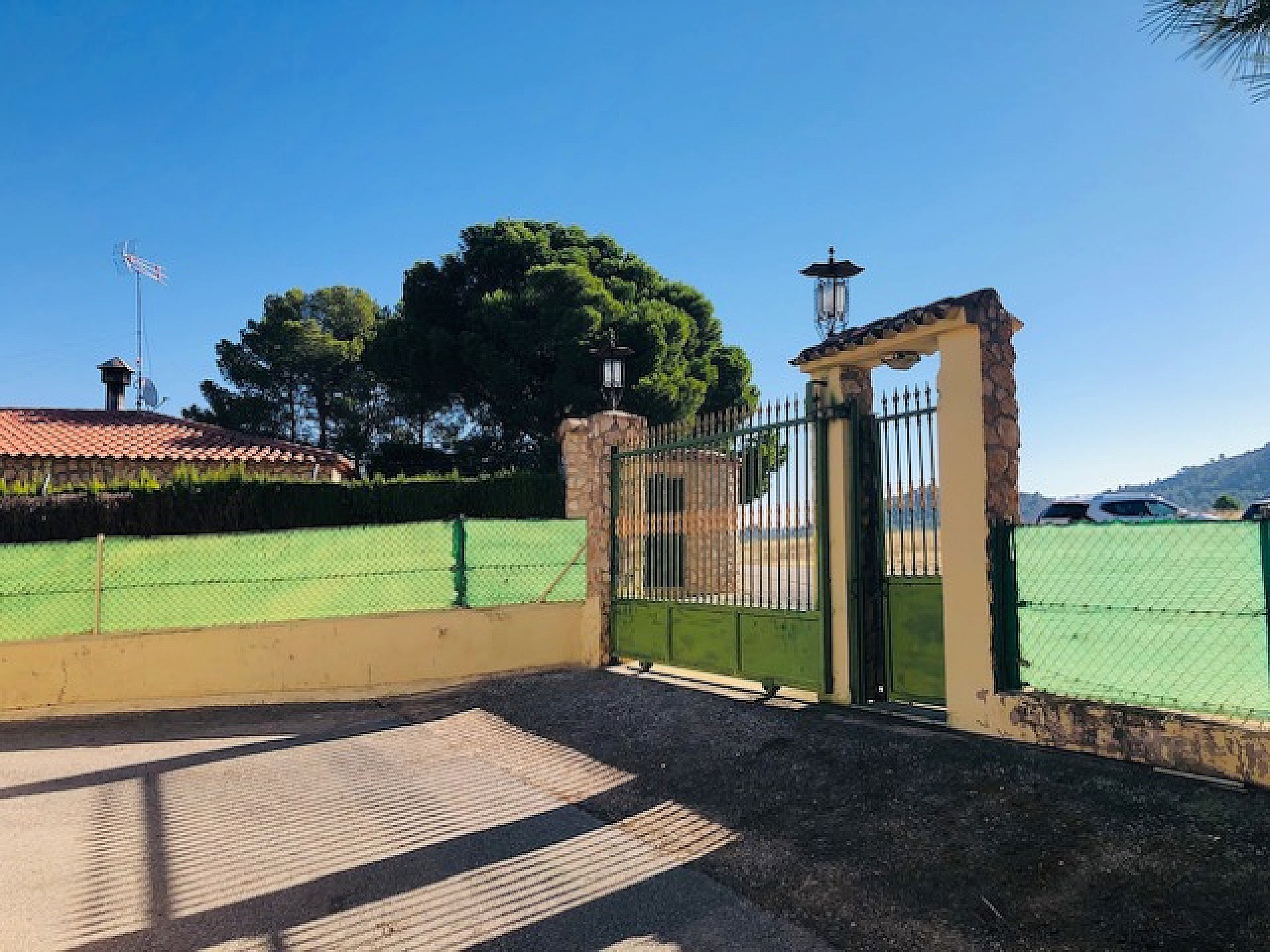 w_ez4nhv23acgiyqtax780