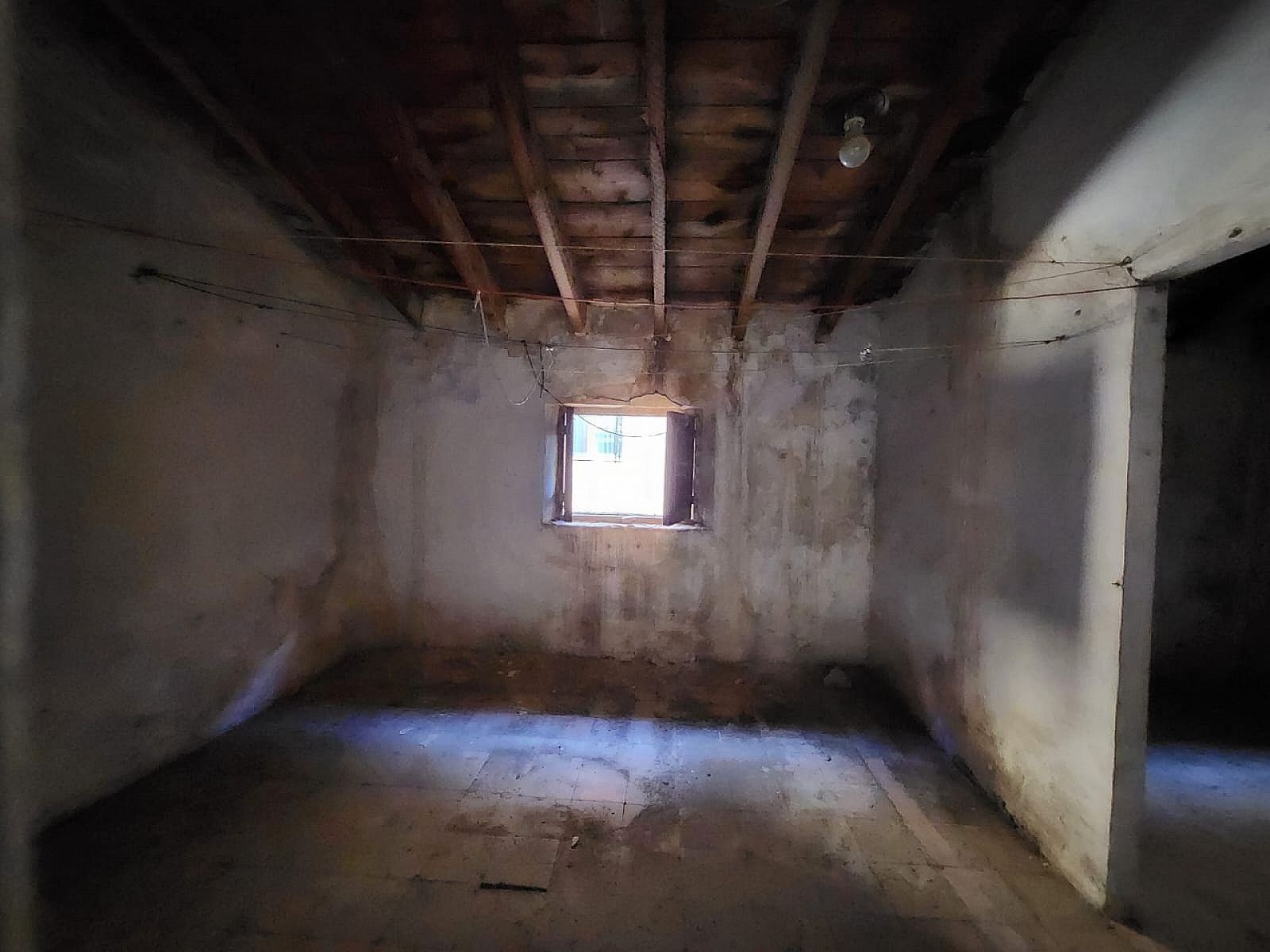 w_fayu52vjb8x256bhxc6e