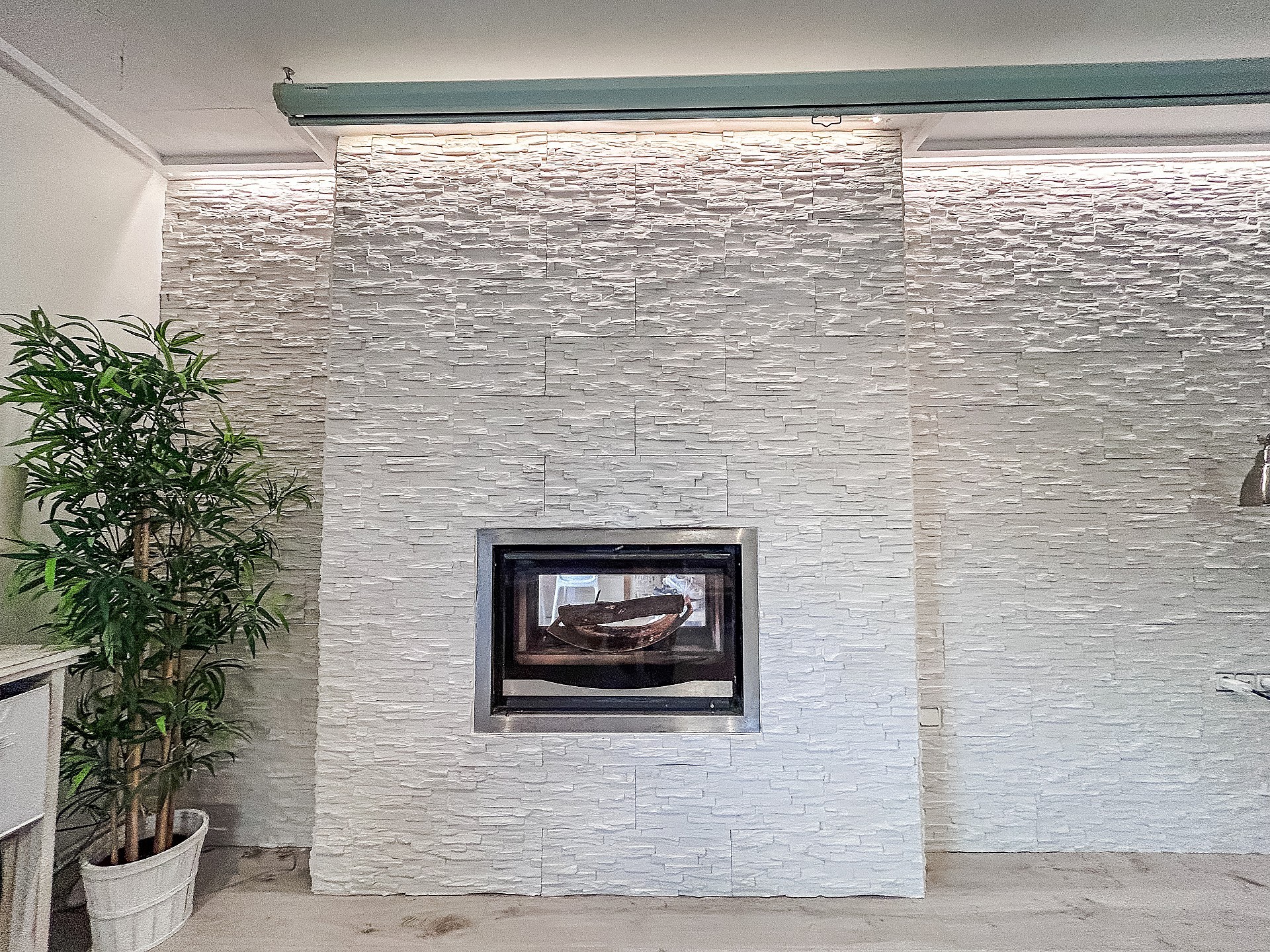 w_ffgxh84bk5gdrq2qwz56