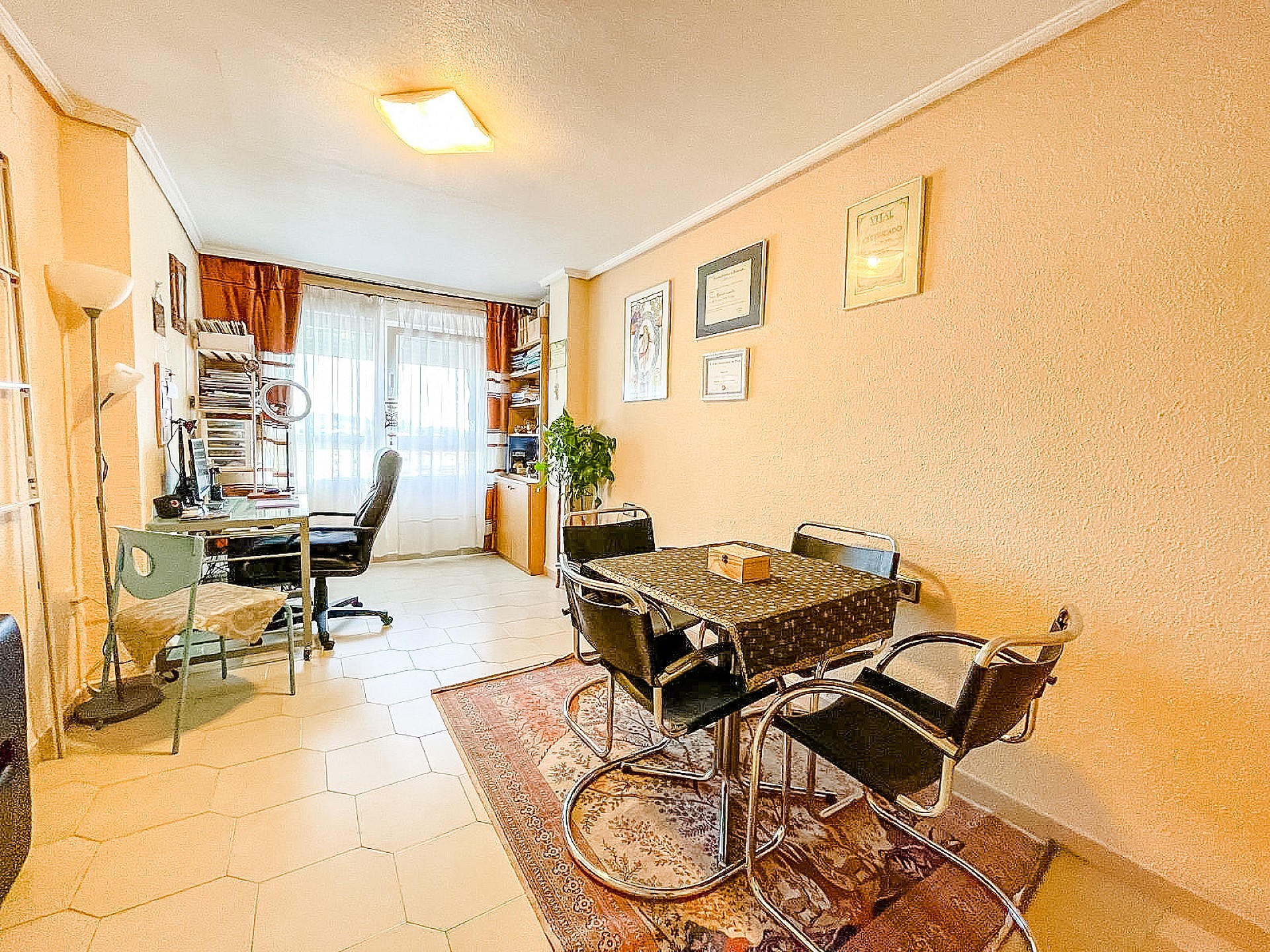 w_fp3uo2dcv58yyc0yo63c