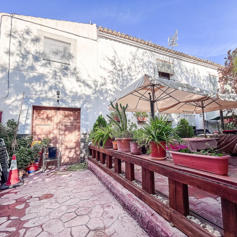 Semi-detached in Sax (Alicante)