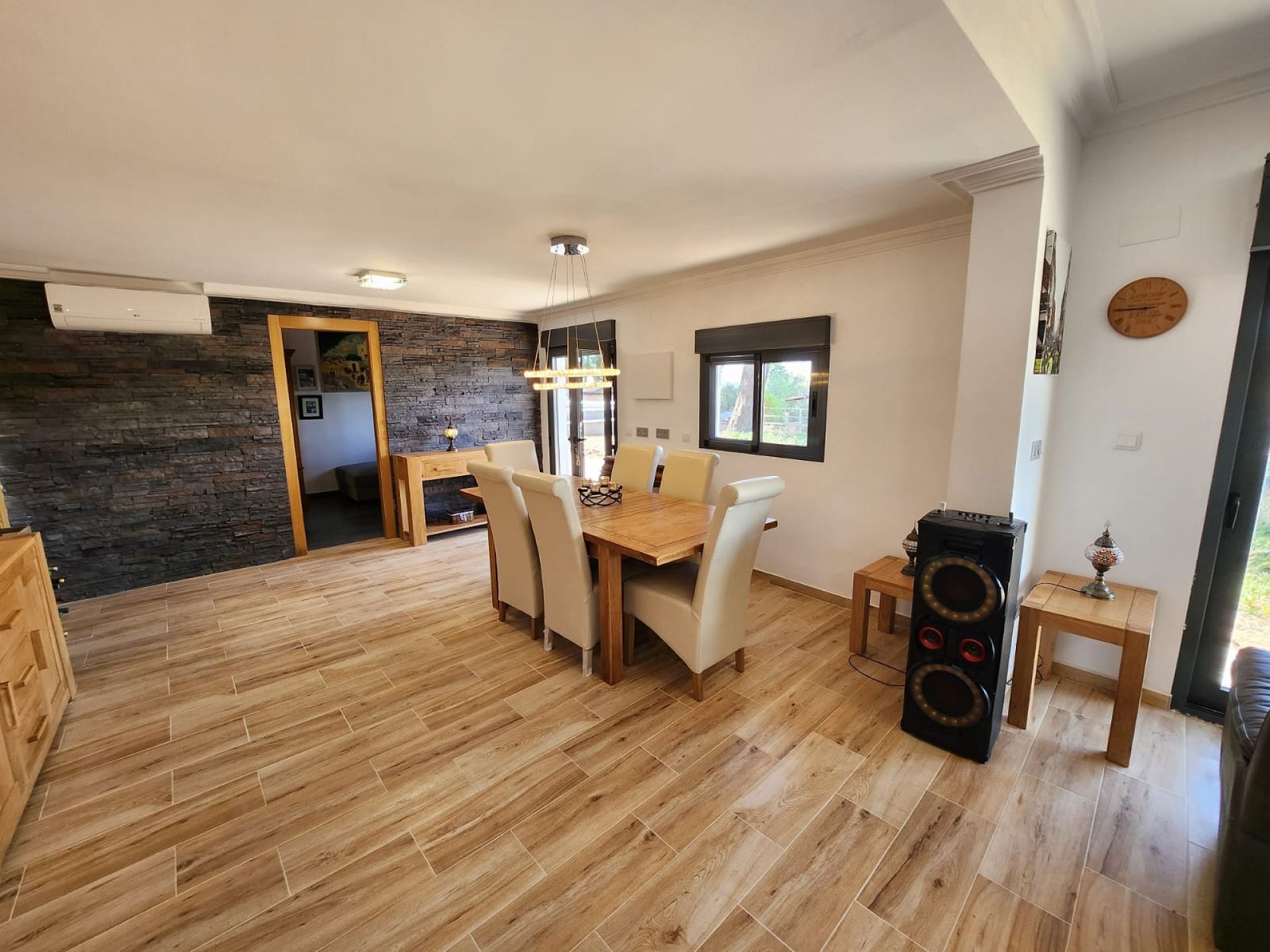 w_img-20230823-wa0004