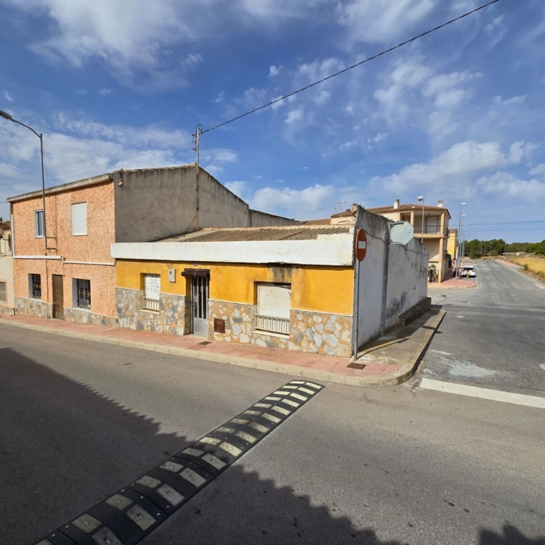 Stadthaus in Sax (Alicante)