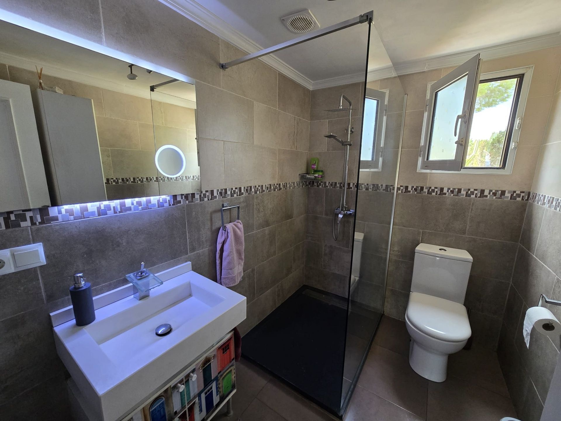 w_img-20251002-wa0095