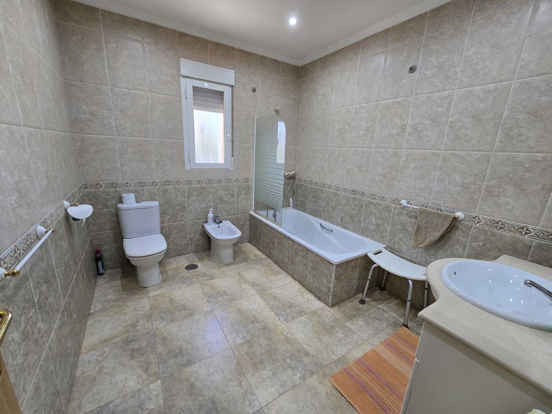 w_img-20251127-wa0011