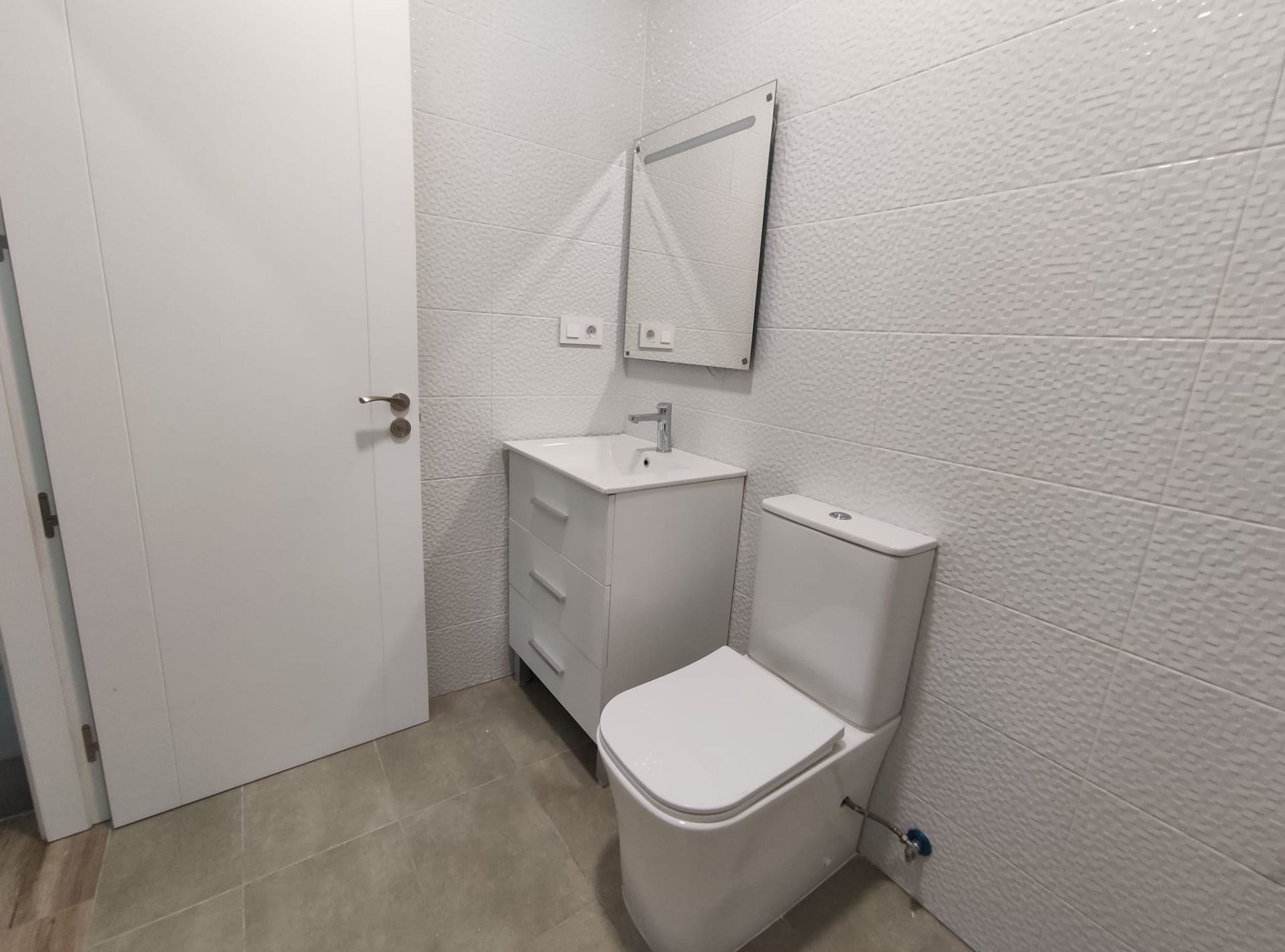 w_img-20251203-wa0012