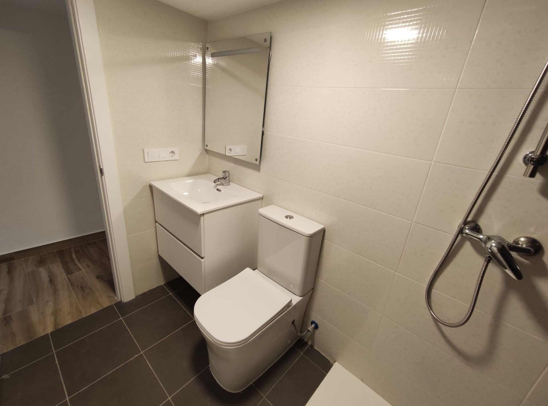 w_img-20251203-wa0015