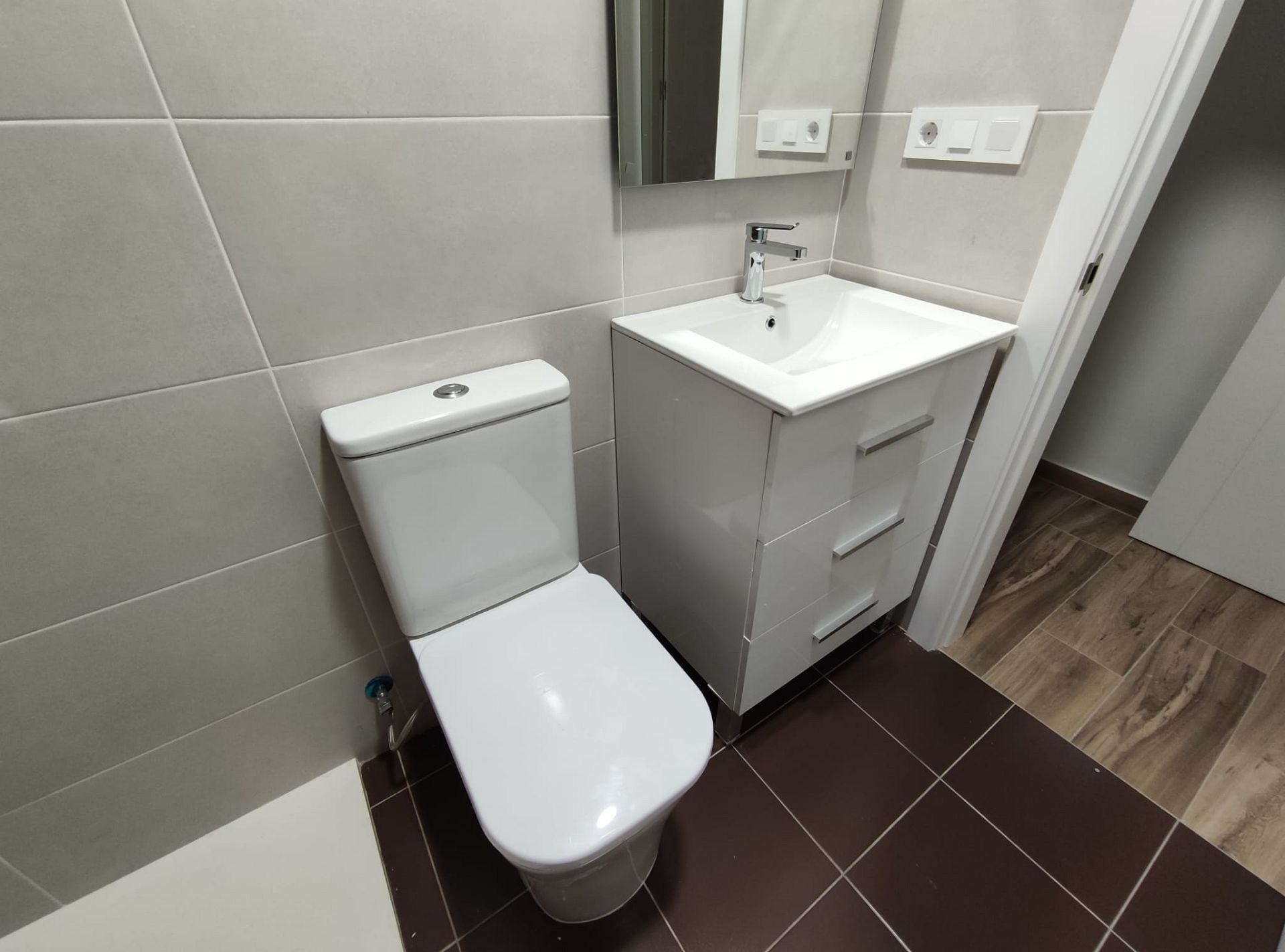 w_img-20251203-wa0025