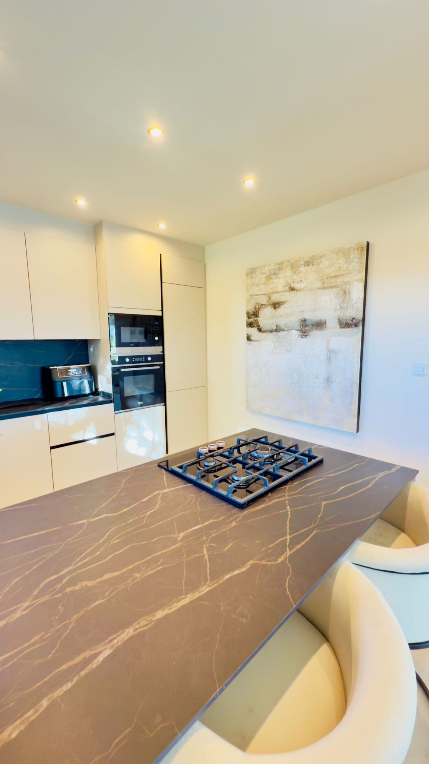 w_img-20251210-wa0013