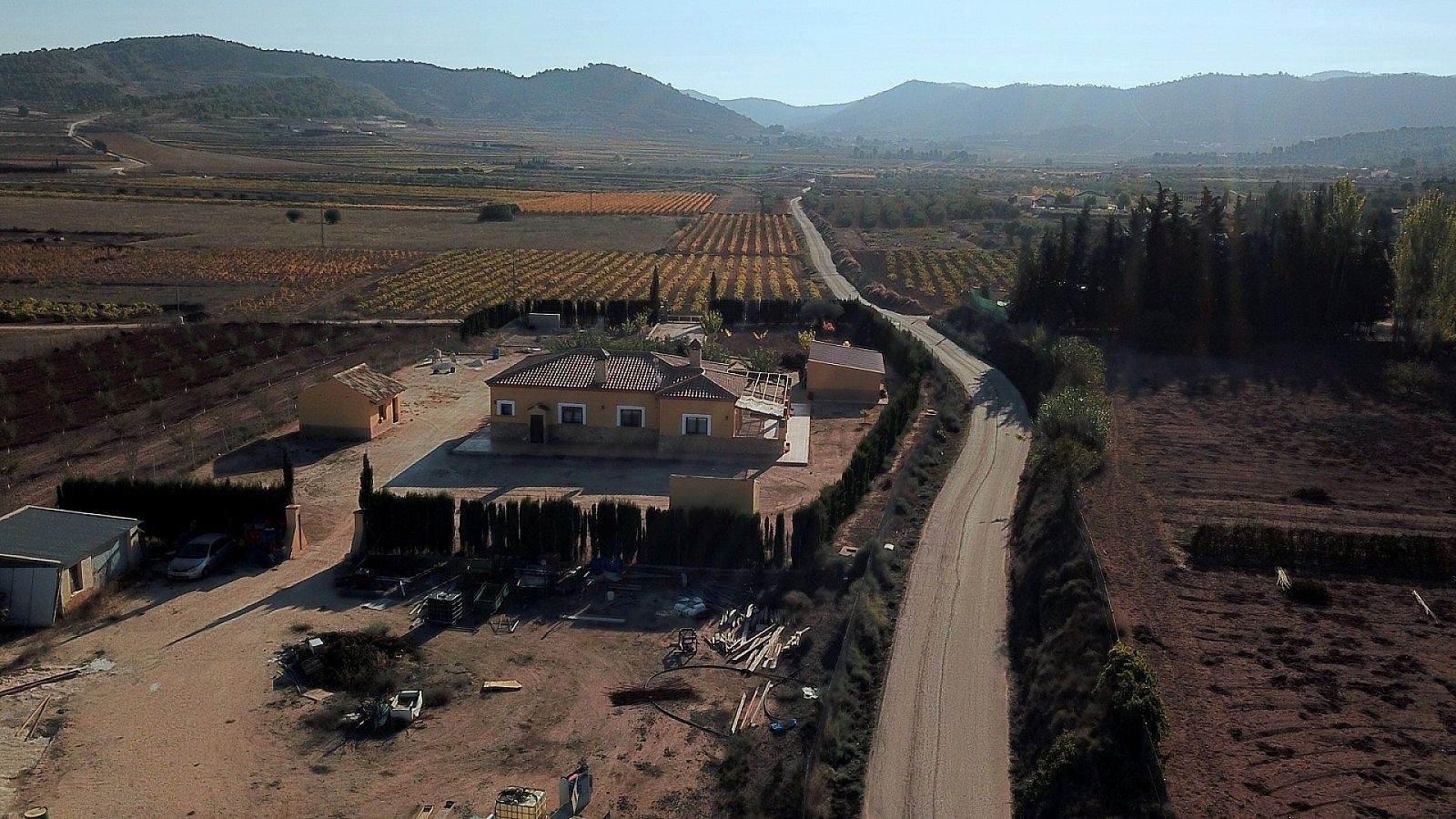 w_mvqu6xm0fban4rancgcr