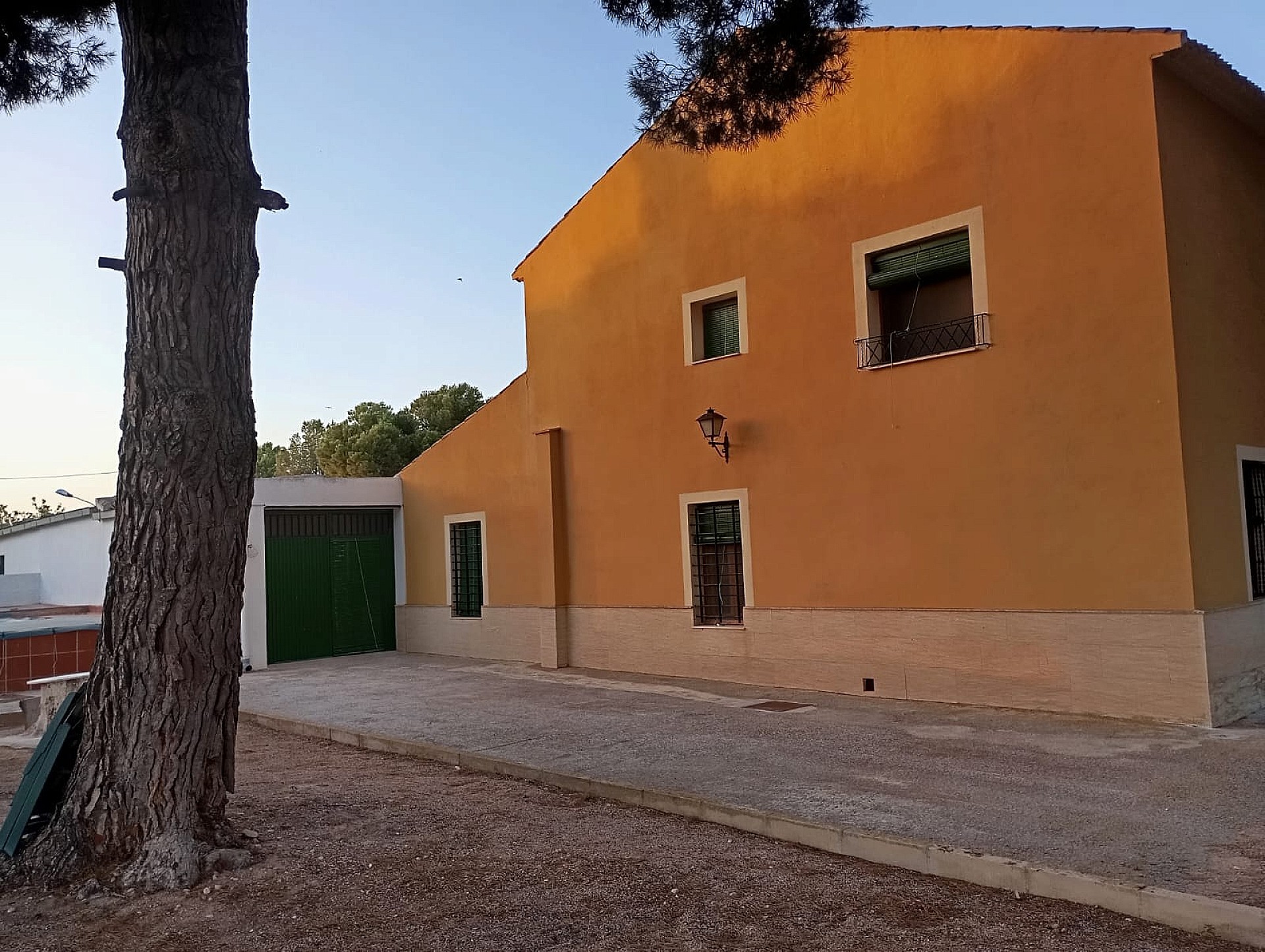 w_nu4dhdrwgiaqcocxausz