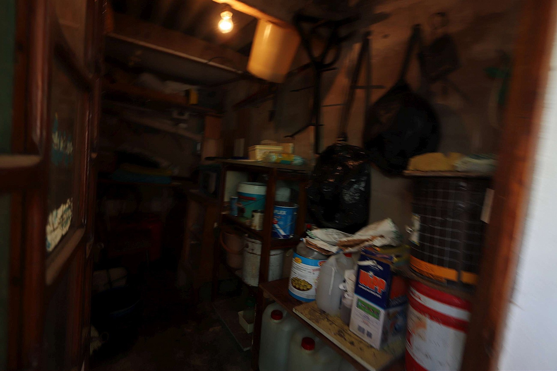 w_onv5q0j5acr0b2busuky