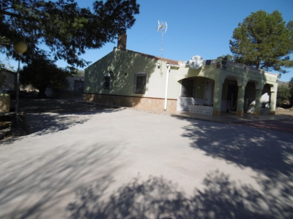 Villa in Yecla (Murcia)